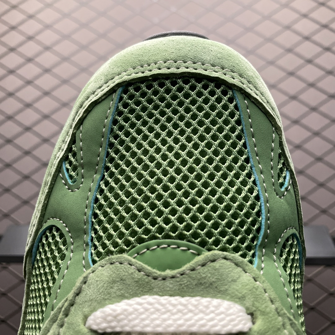 New Balance Sneakers-332