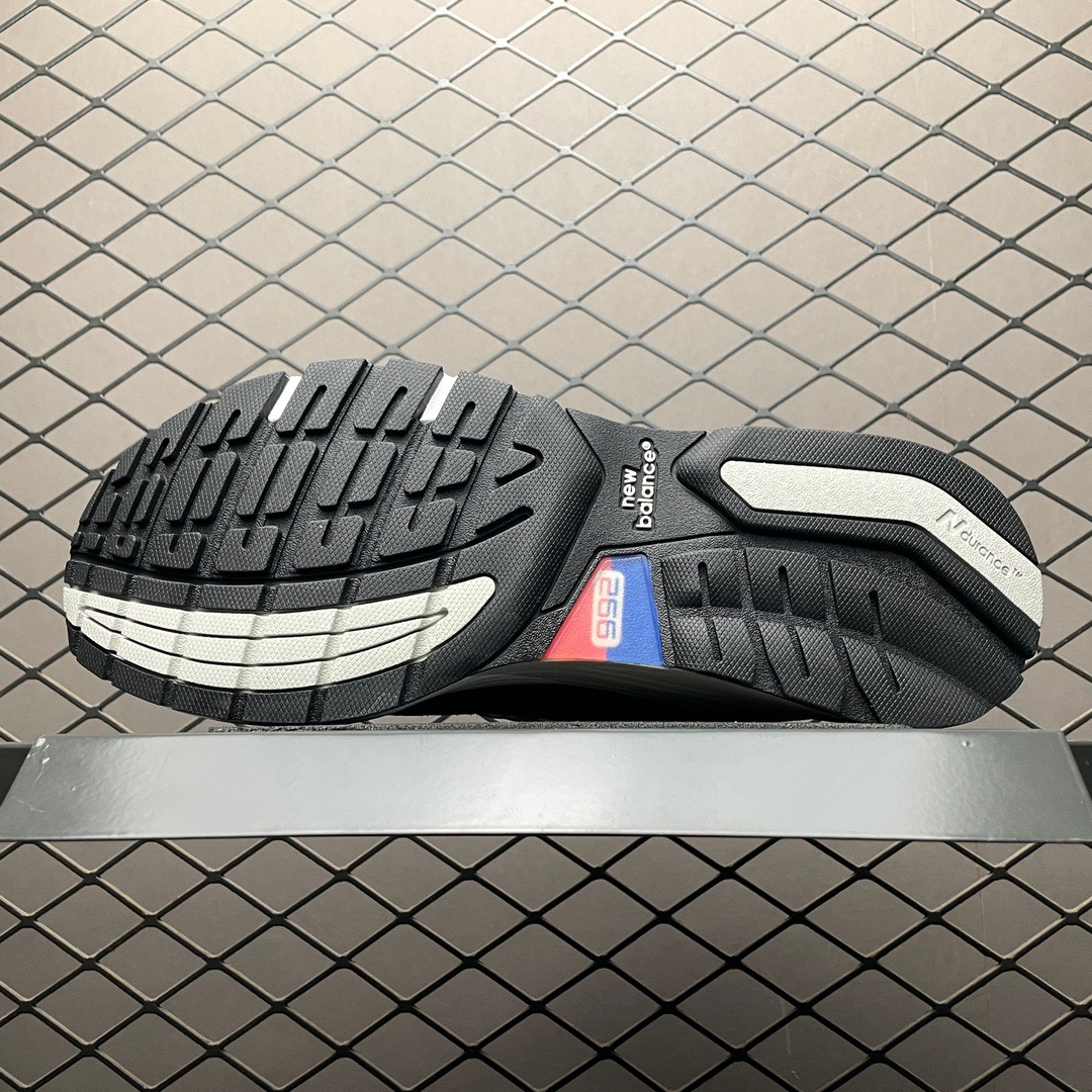 New Balance Sneakers-56