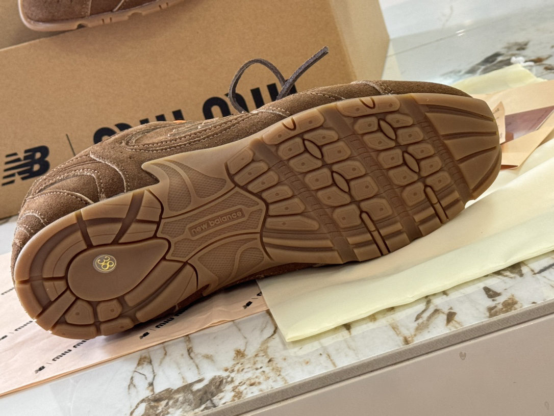 New Balance Sneakers-143