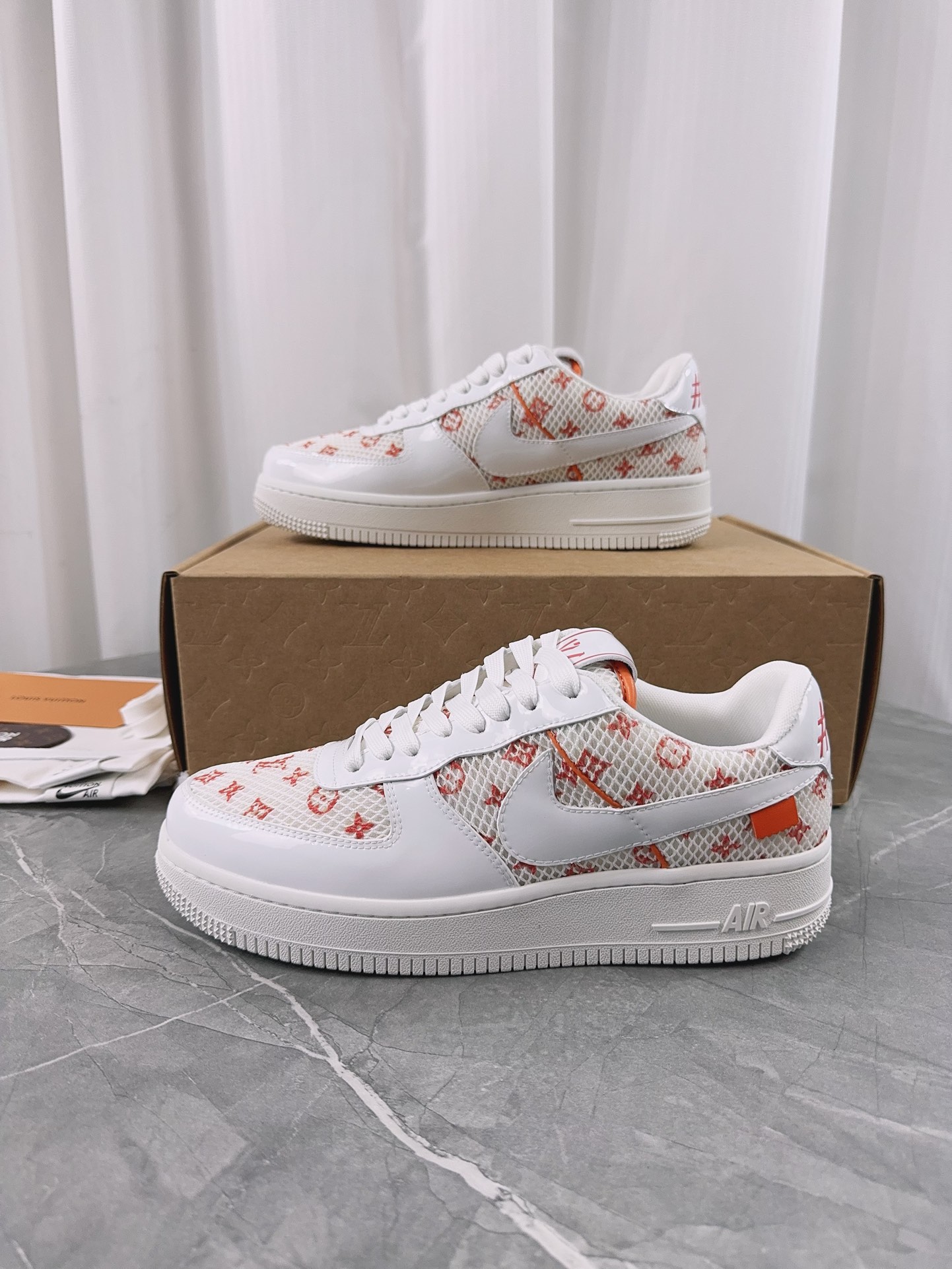 Lv Sneakers-245