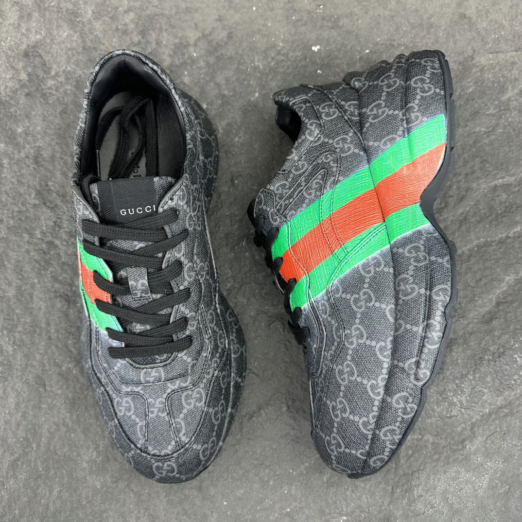 Gucci Sneakers-172