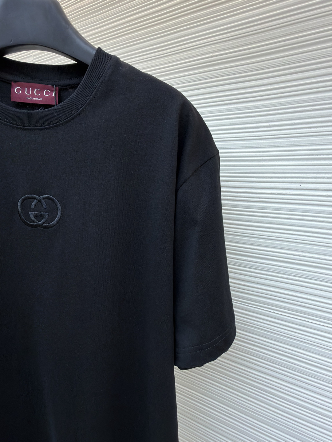 Gucci clothing-270