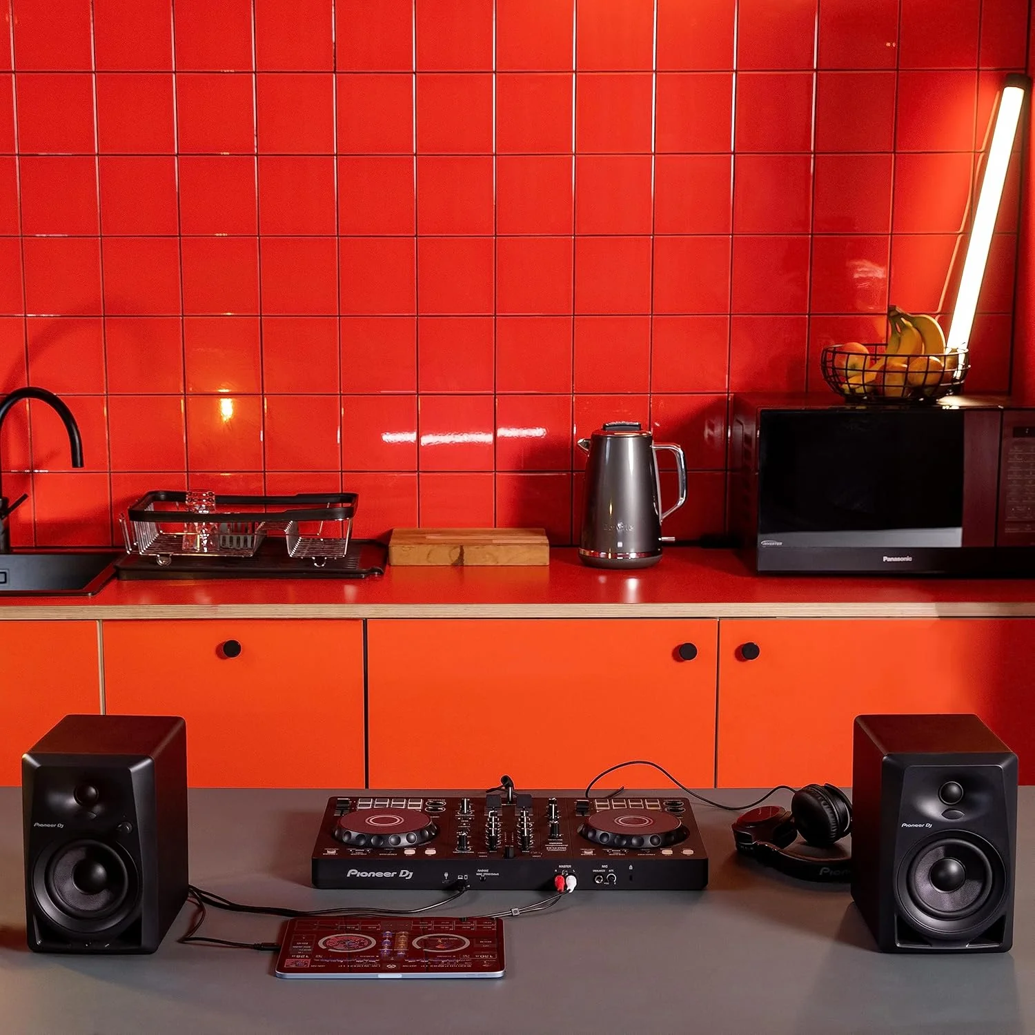 DJ DDJ-FLX4 2-Deck Controller – Graphite