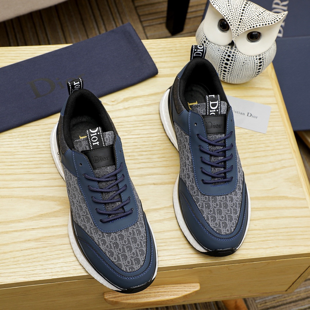 Dior Sneakers-142