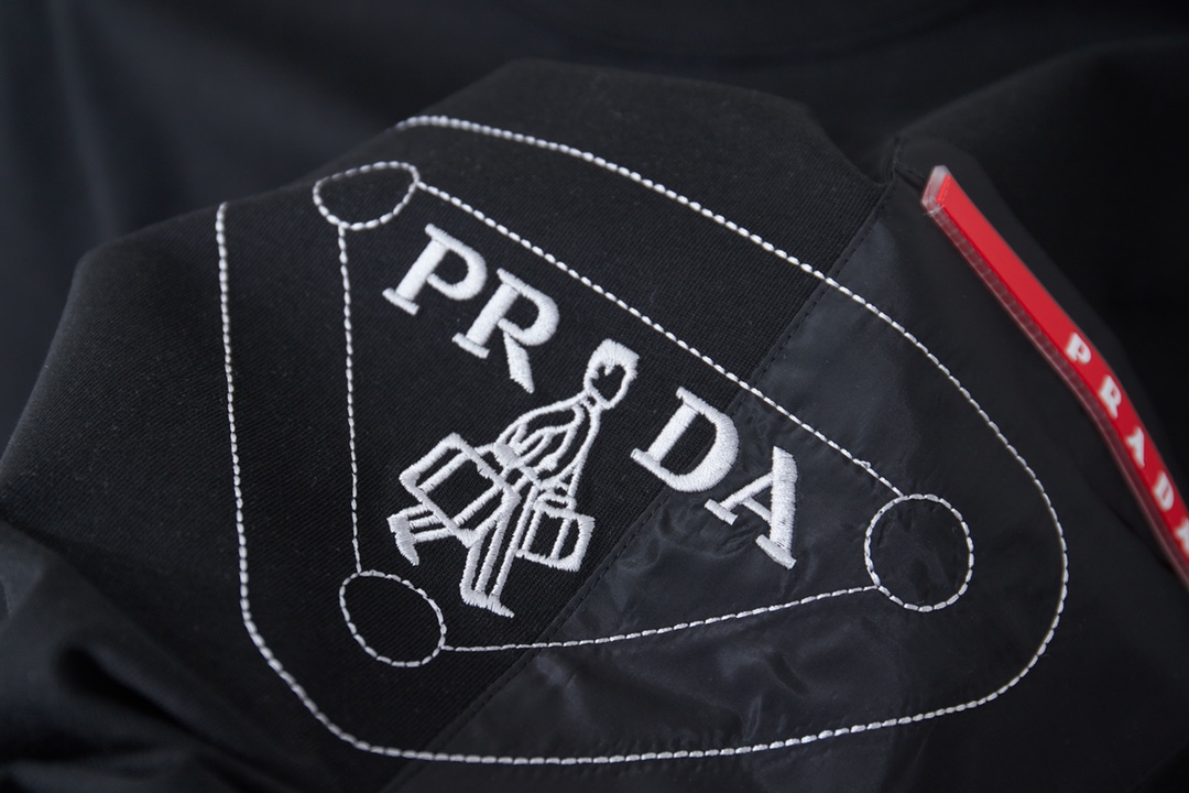 Prada clothing-116