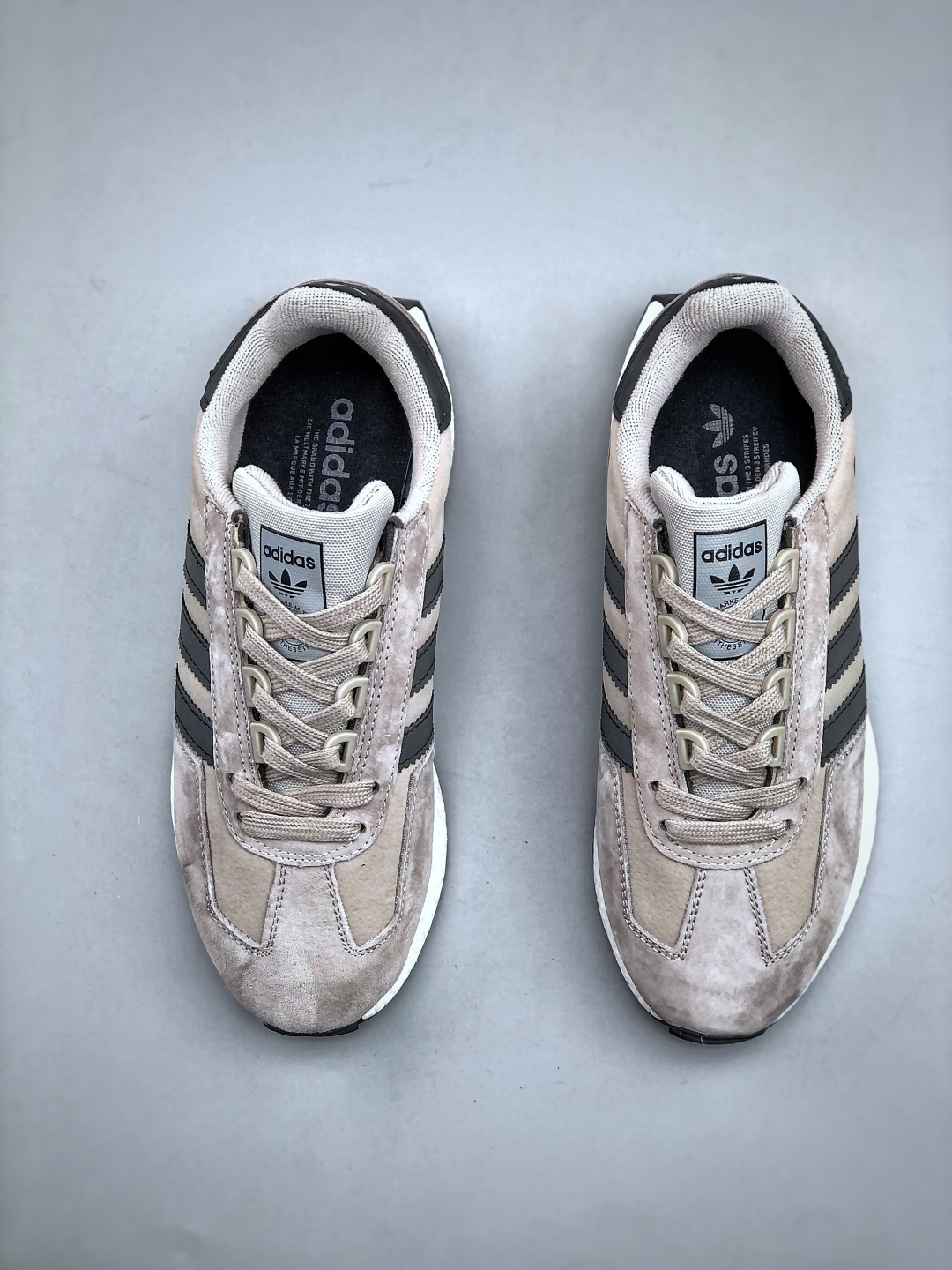 Adidas Sneakers-256