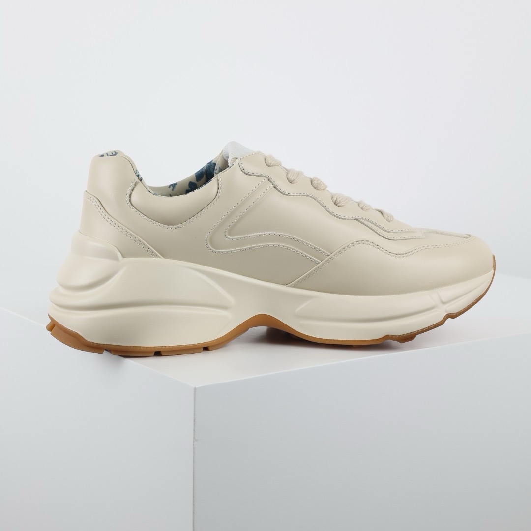 Gucci Sneakers-190