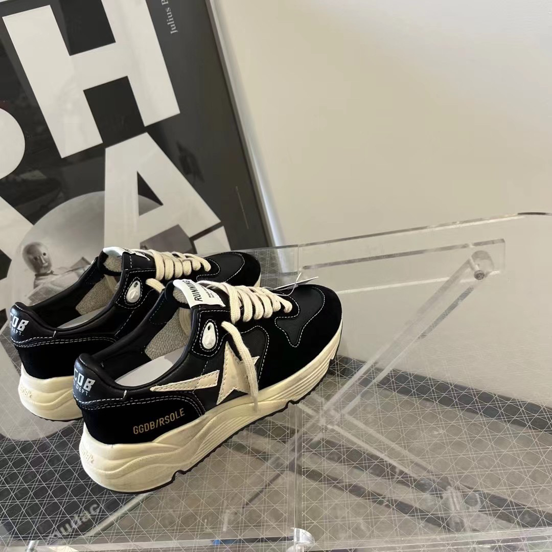 Golden Goose Sneakers-35