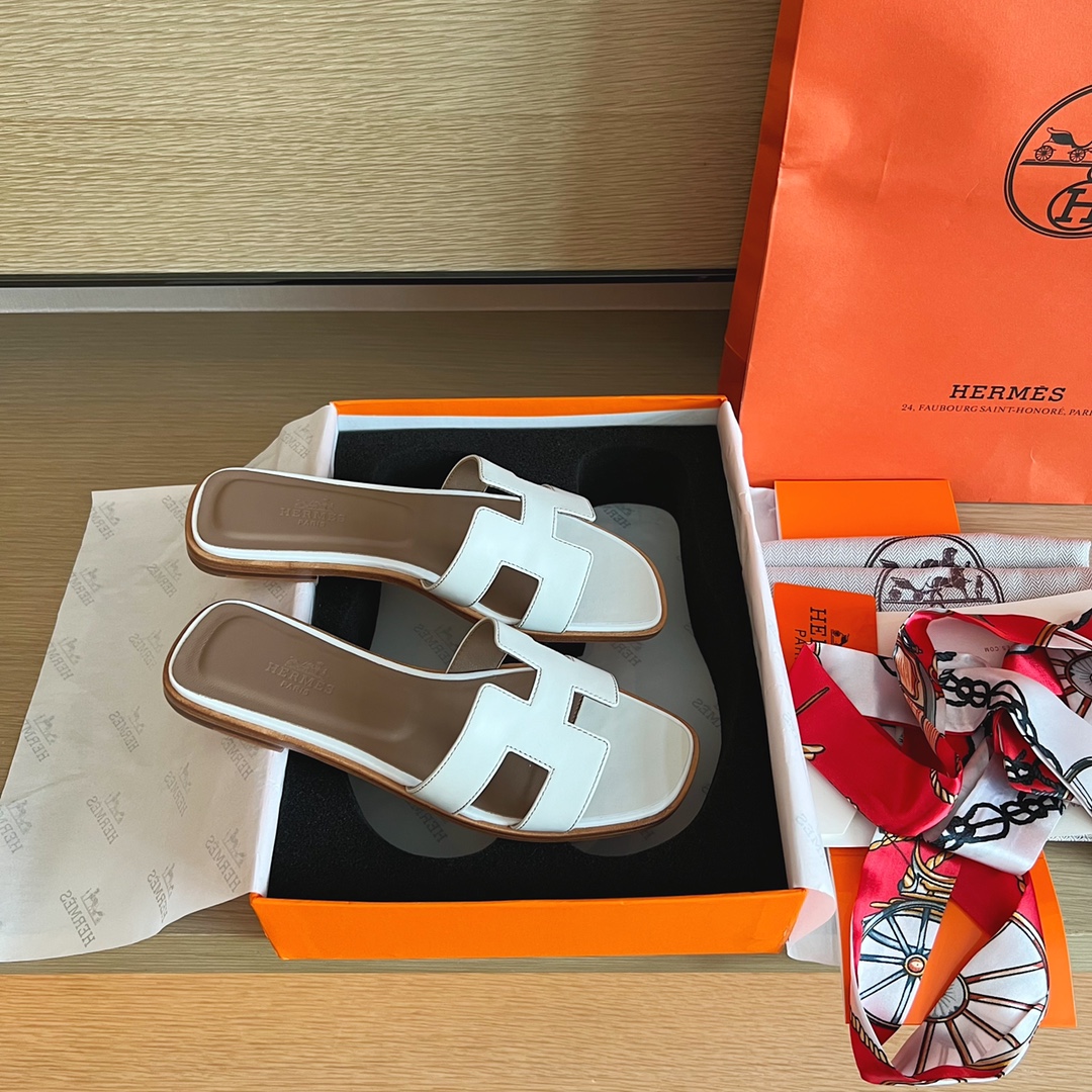 Hermes Summer footwear