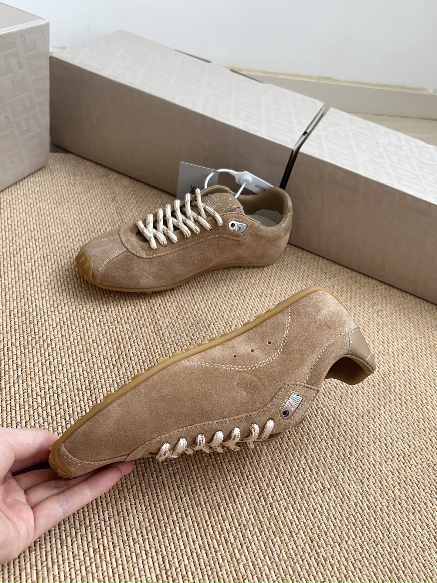 Golden Goose Sneakers-9