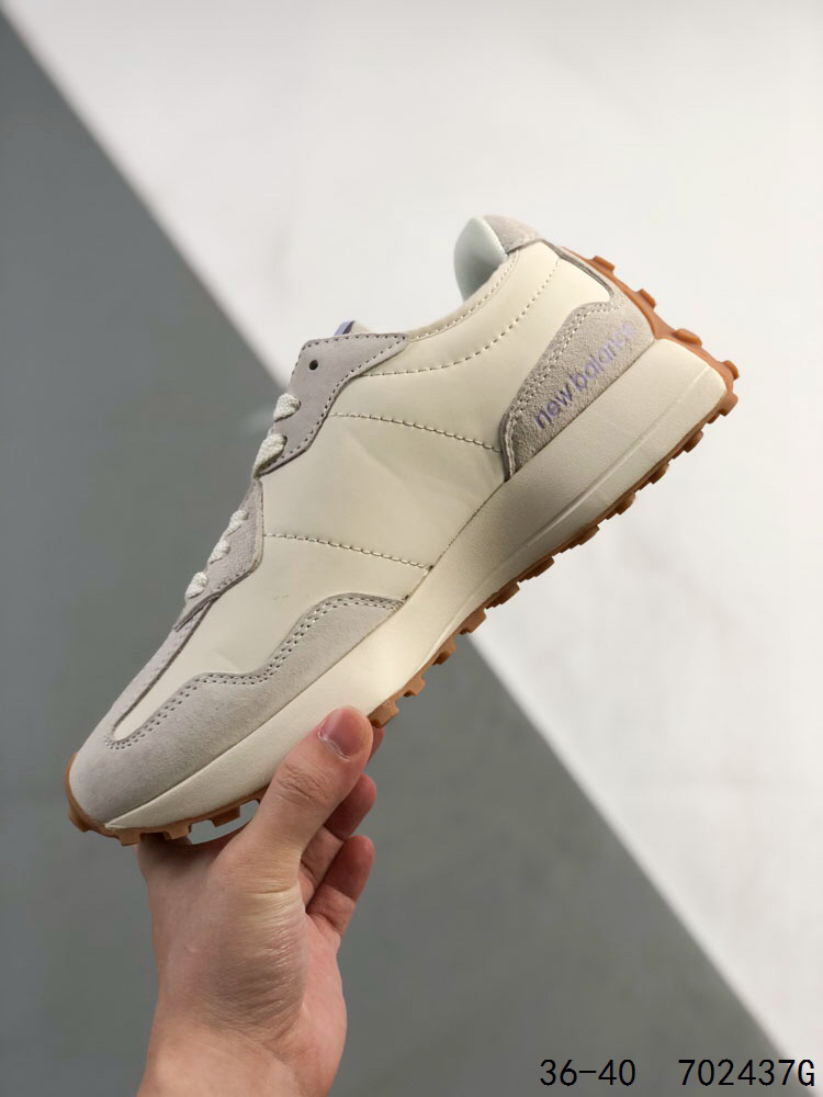 New Balance Sneakers-386