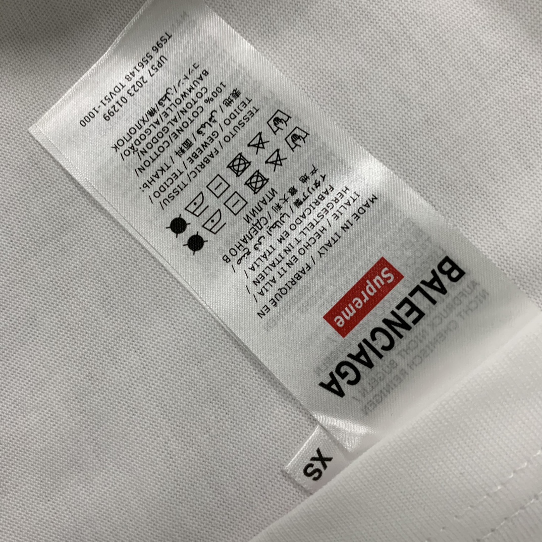 Balenciaga clothing-47