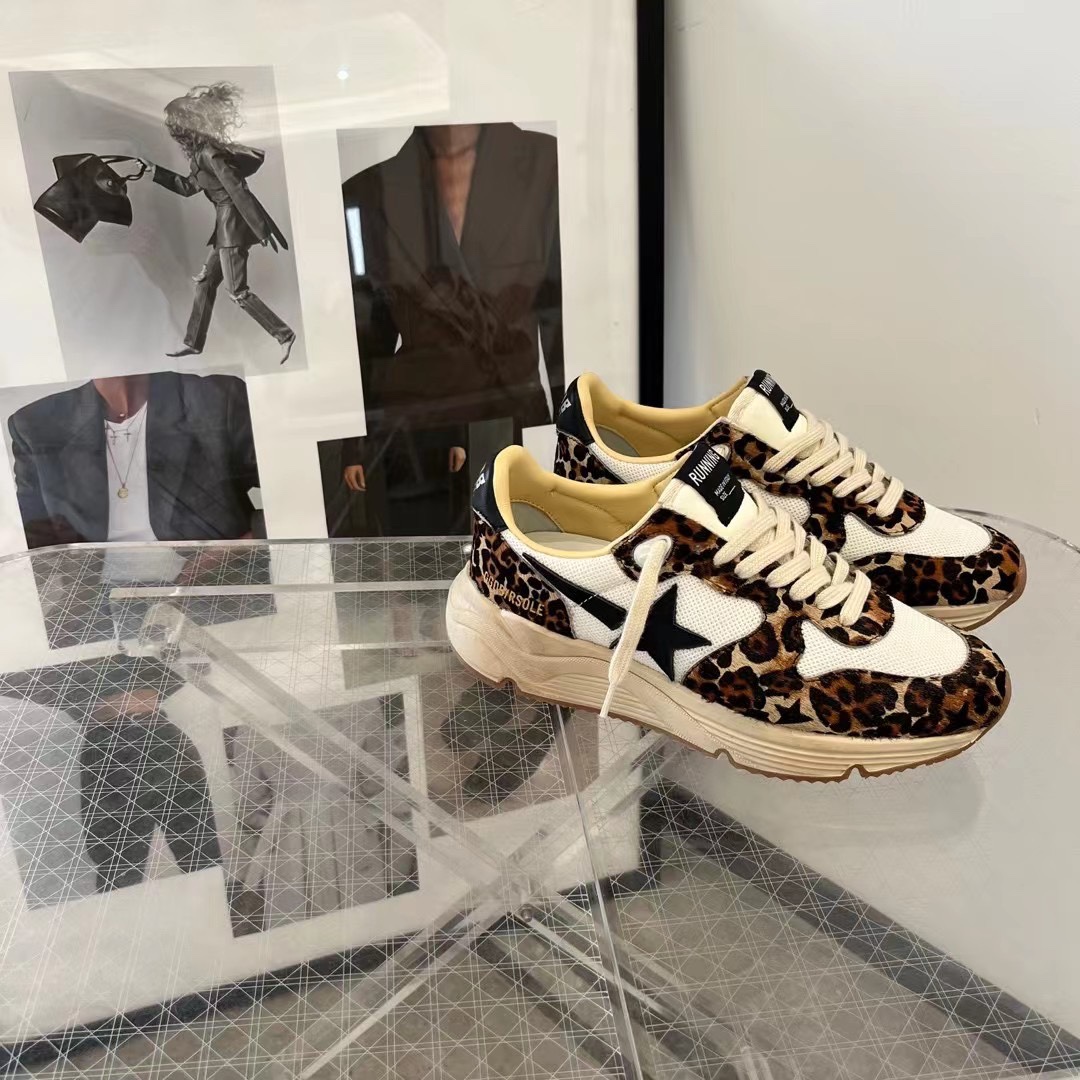 Golden Goose Sneakers-98