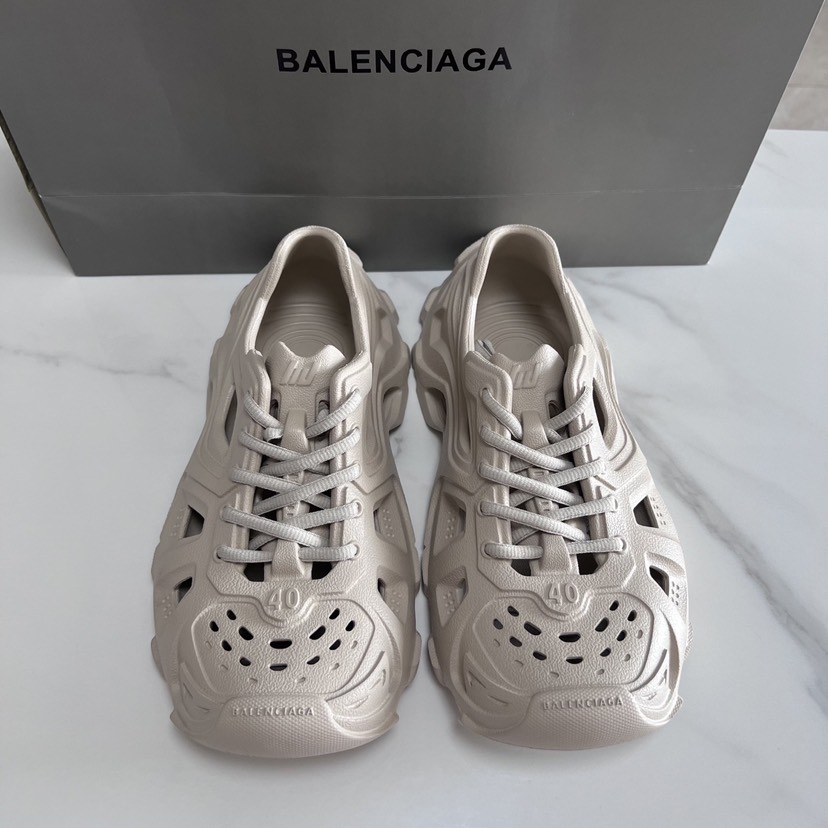 Balenciaga Summer footwear