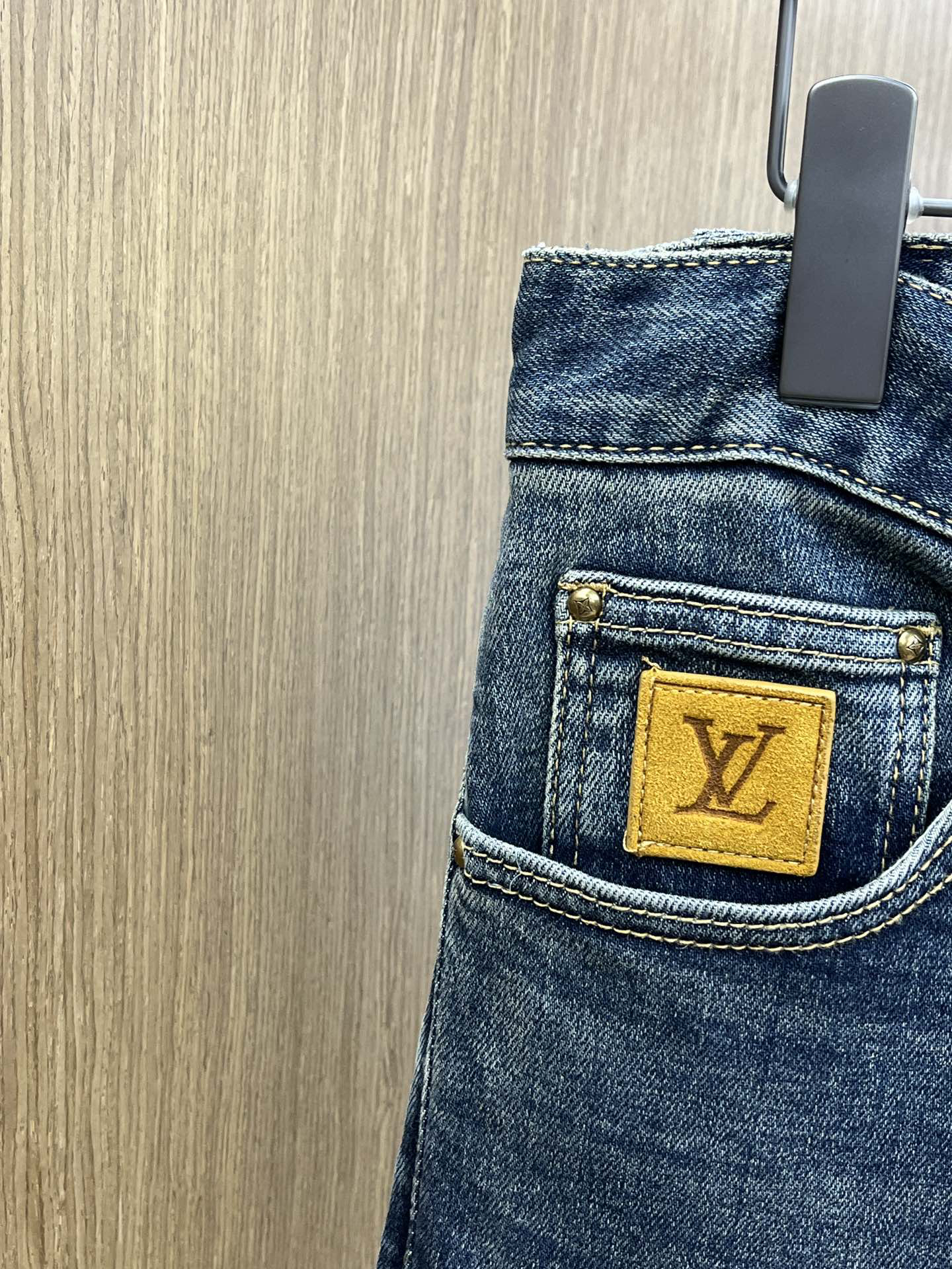 LV Clothing-18