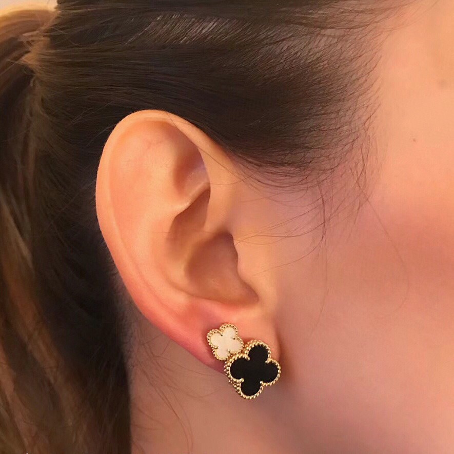 Van Cleef & Arpels earring-36