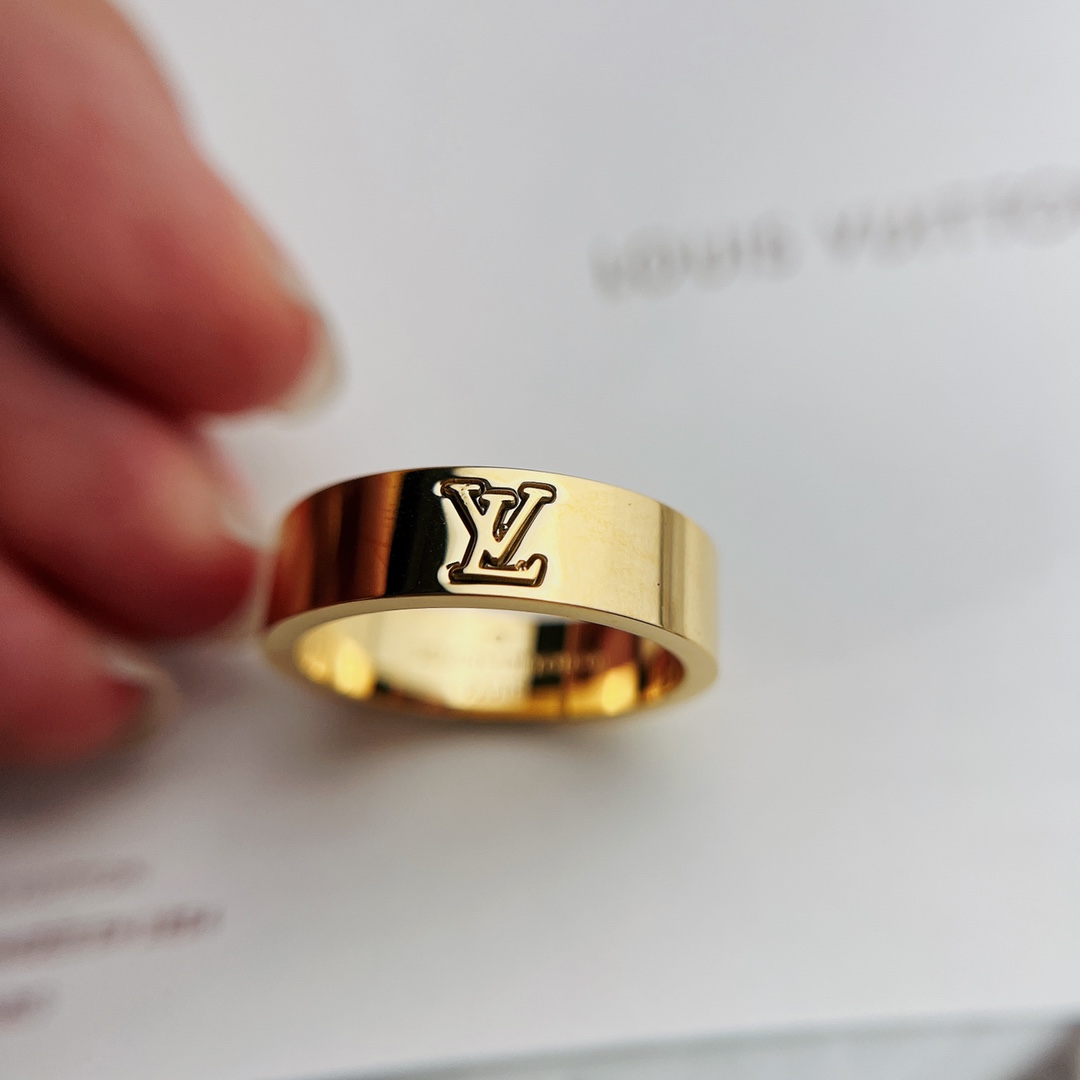 LV ring-52