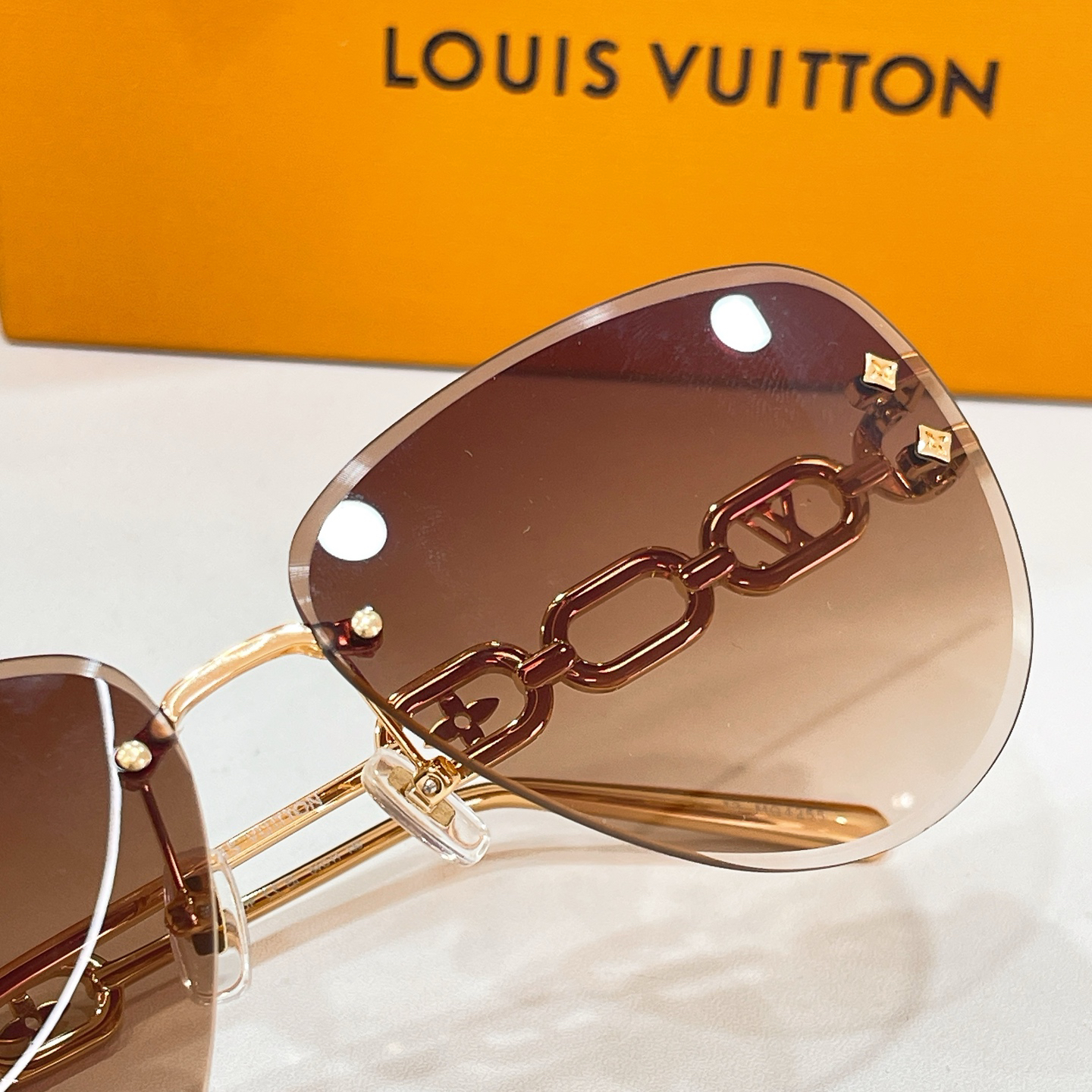 LV glasses-49