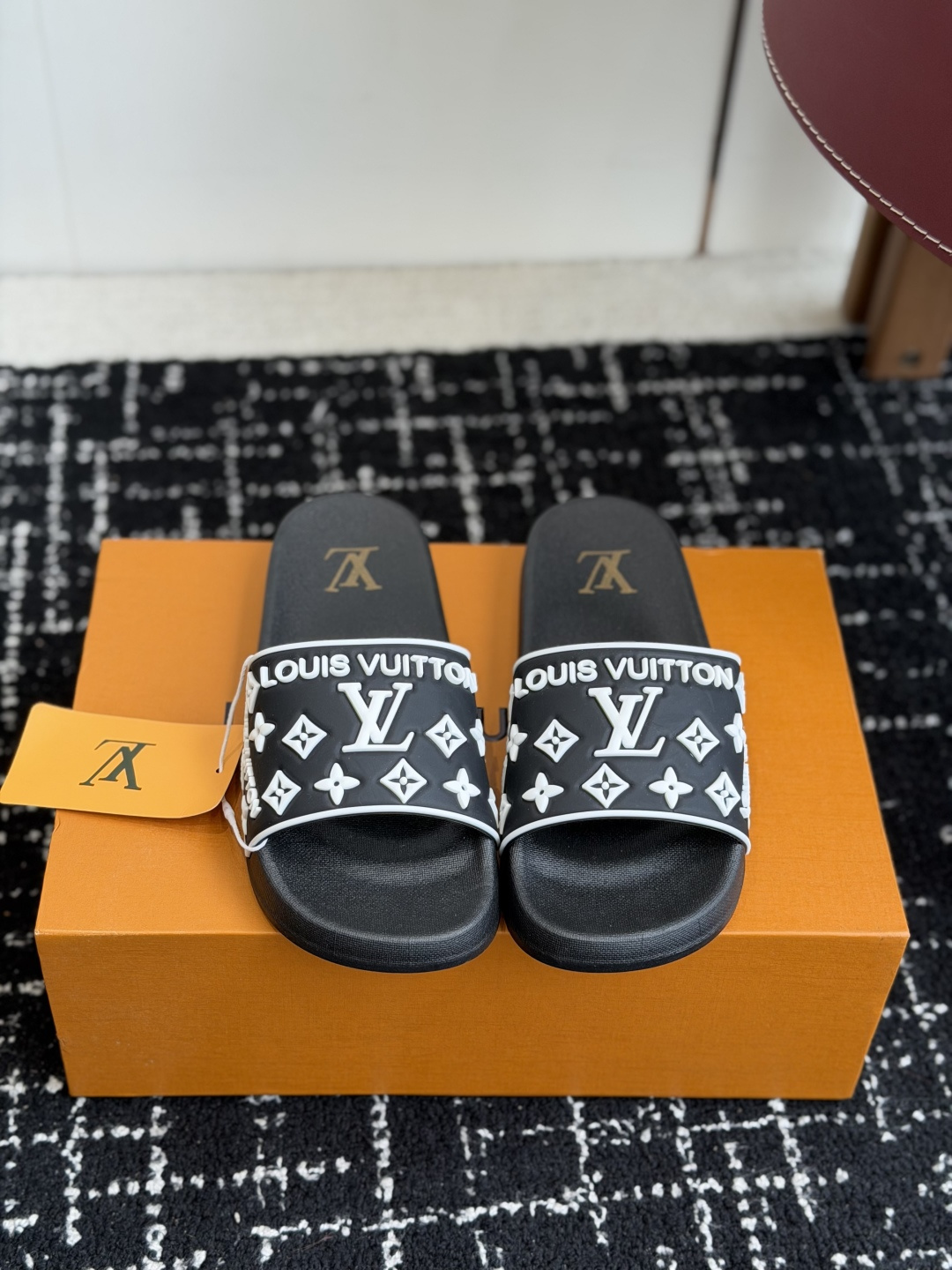 LV Summer footwear