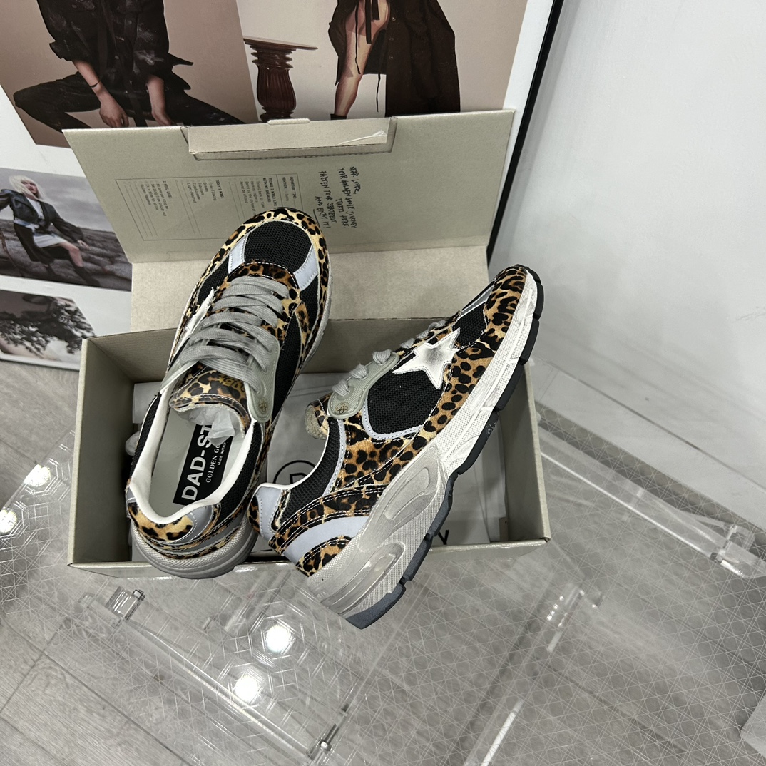 Golden Goose Sneakers-77
