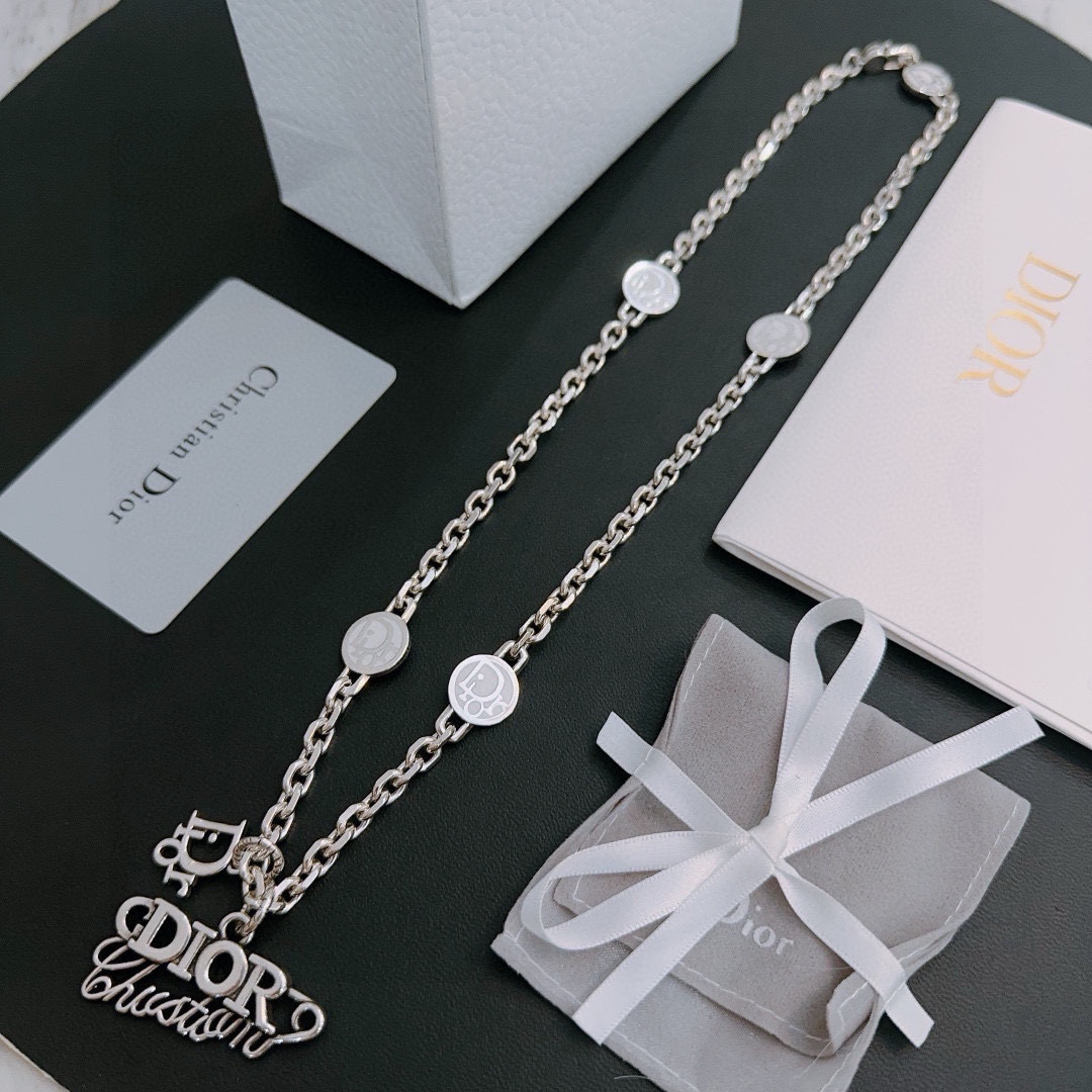 Dior necklace-61