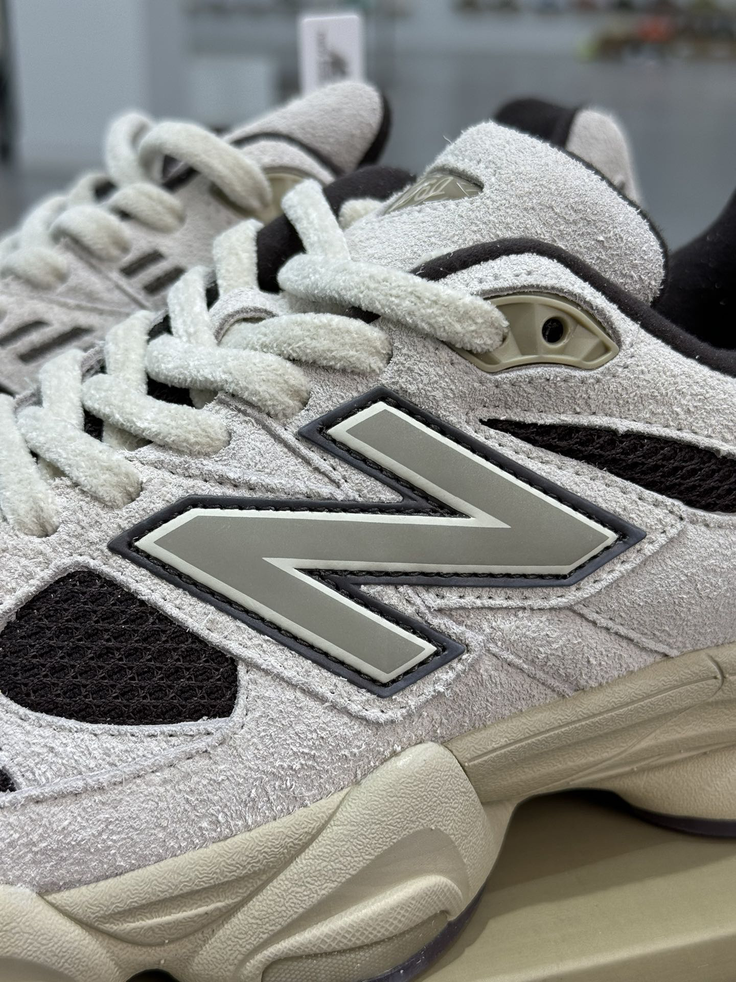 New Balance Sneakers-153