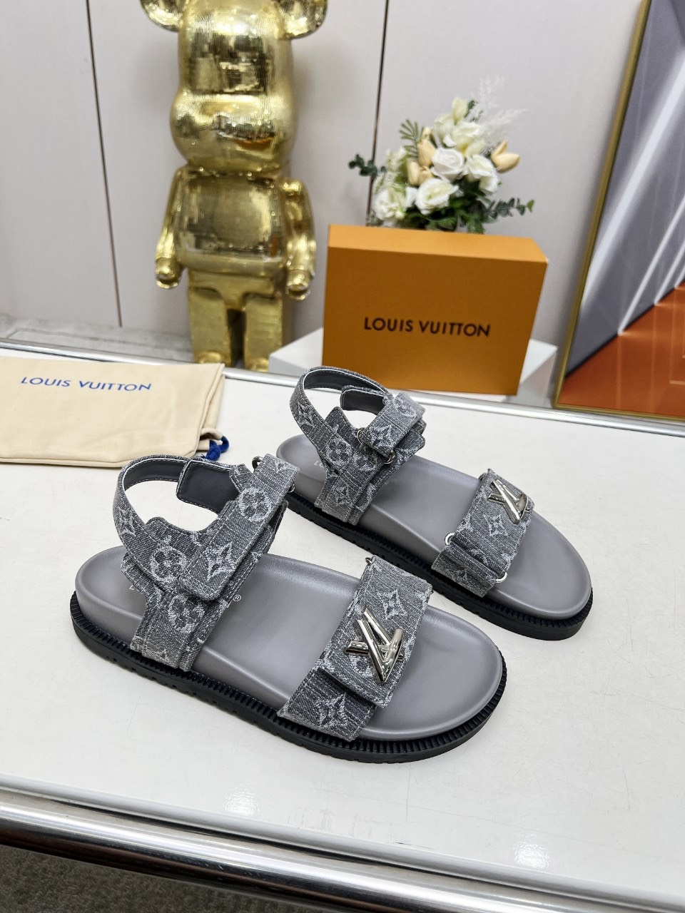 LV Summer footwear