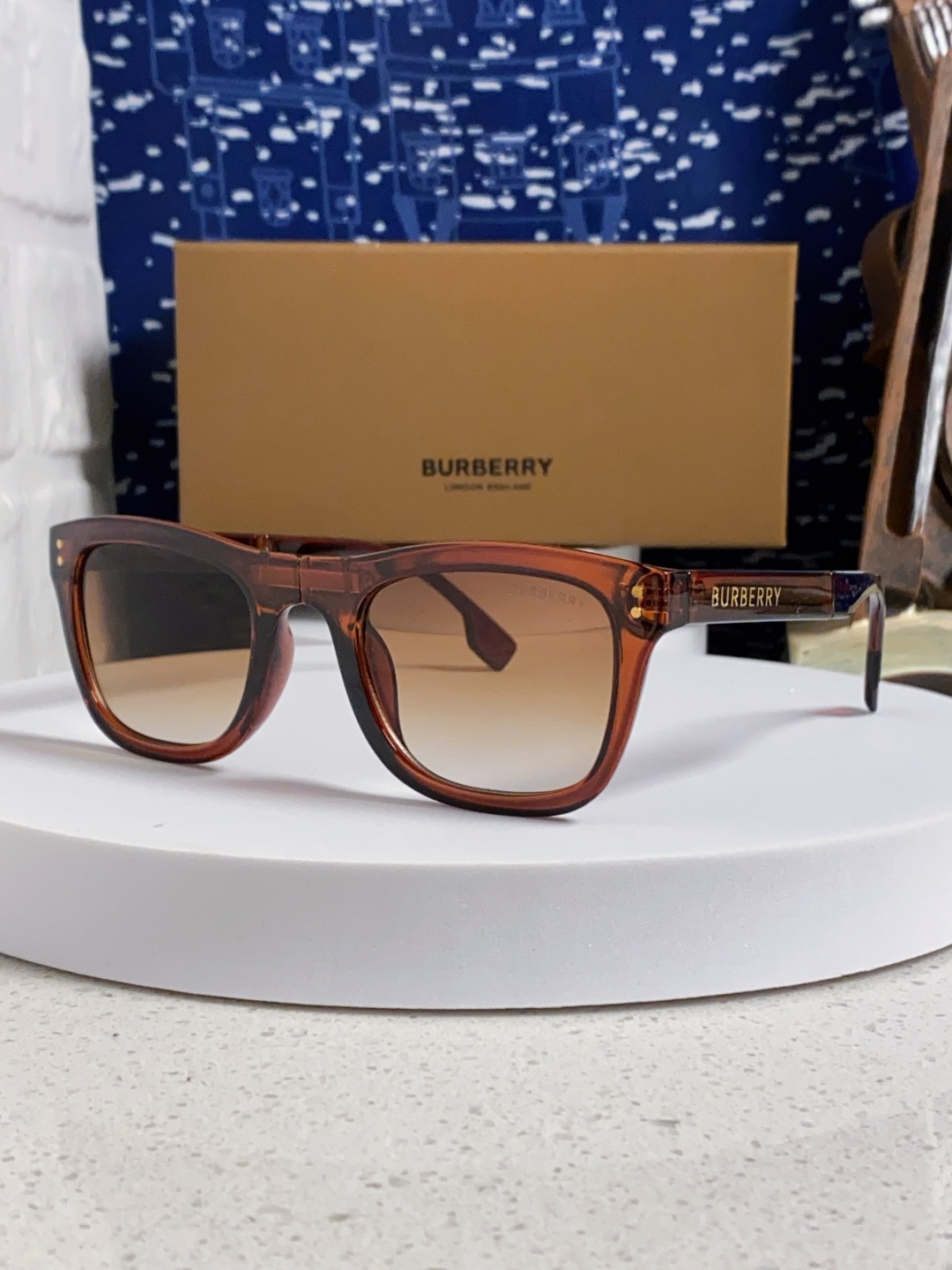 Burberry glasses-38