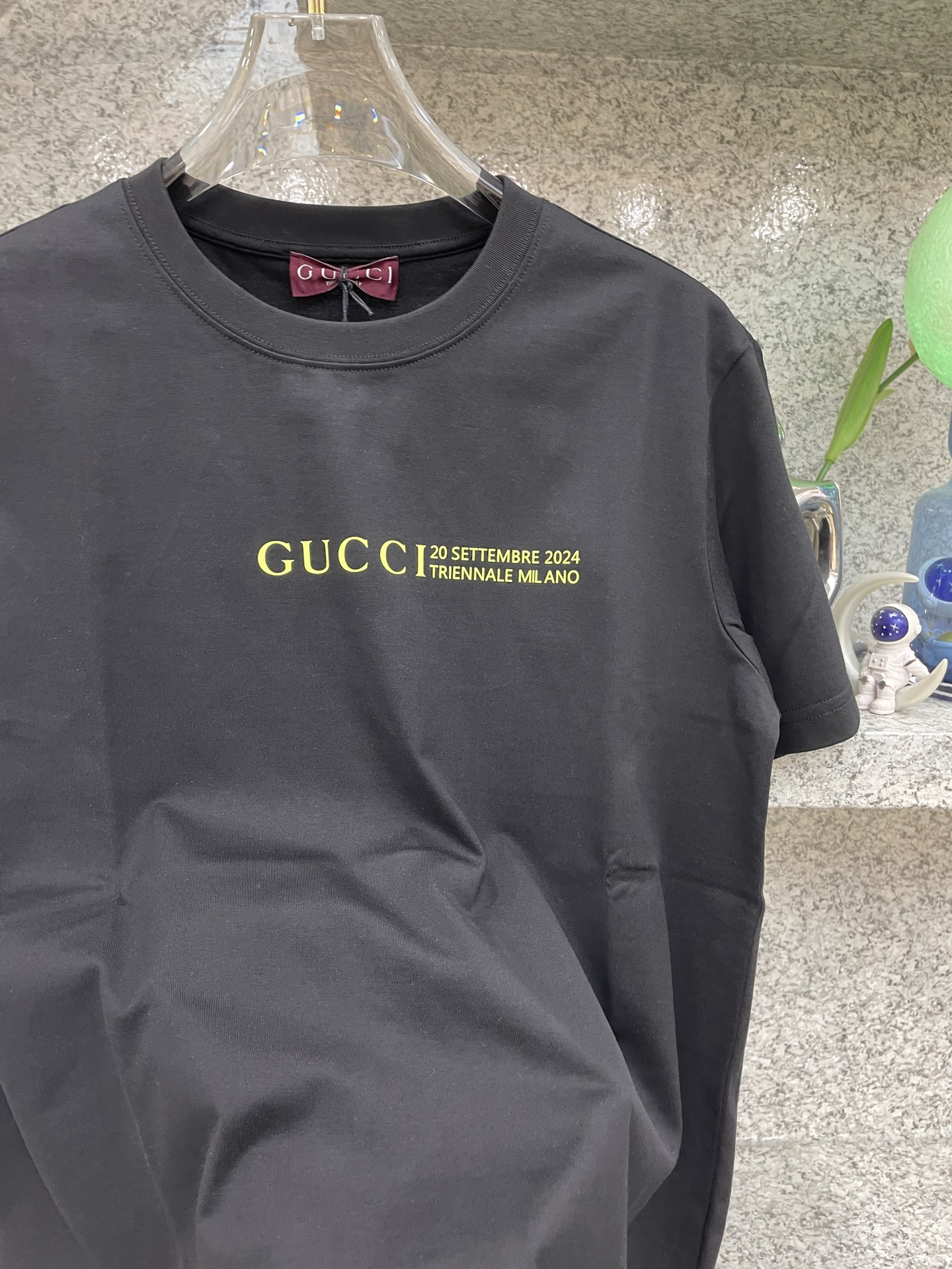 Gucci Clothing-199