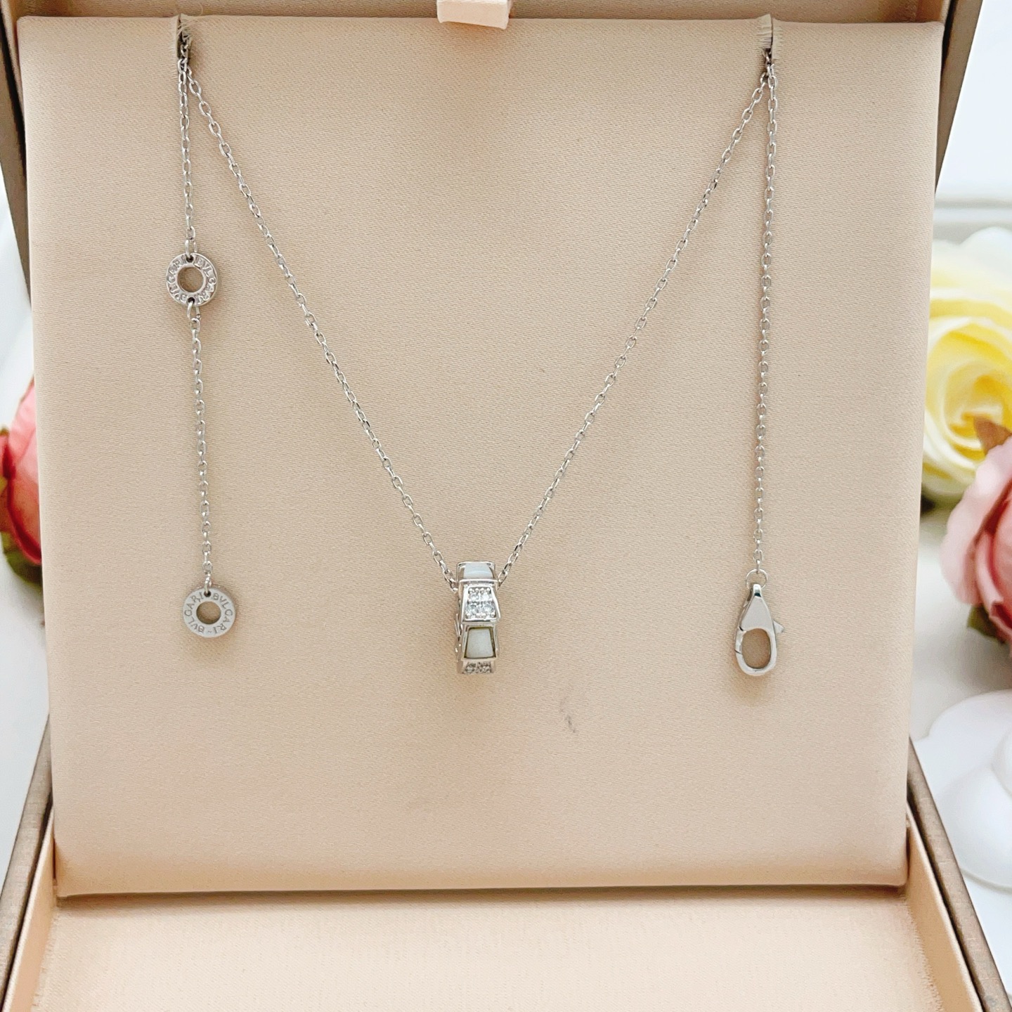 Bottega Veneta necklace-15