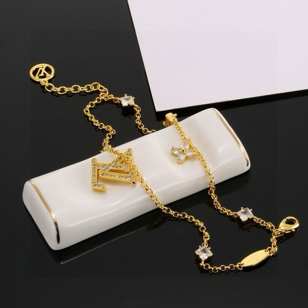 LV necklace-55