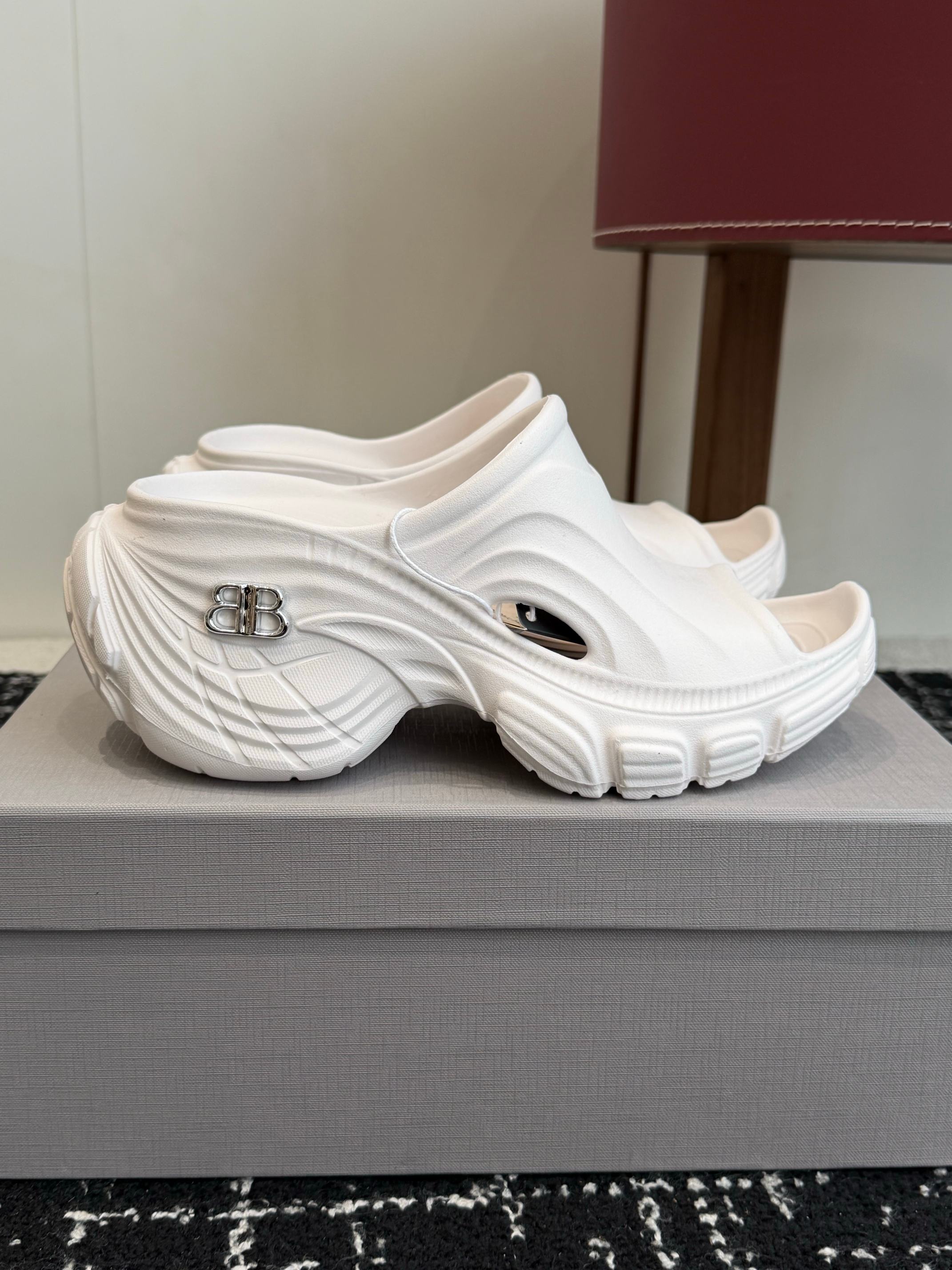 Balenciaga Summer footwear