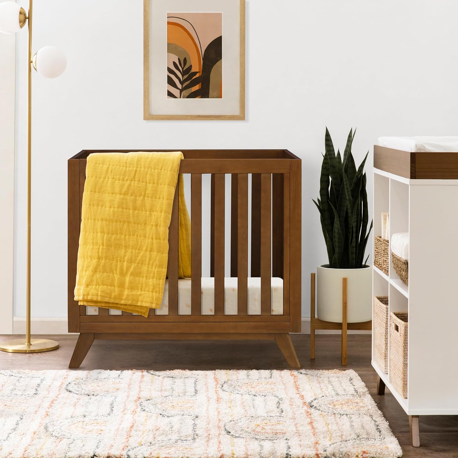Davinci Otto 3-in-1 Convertible Mini Crib with 4