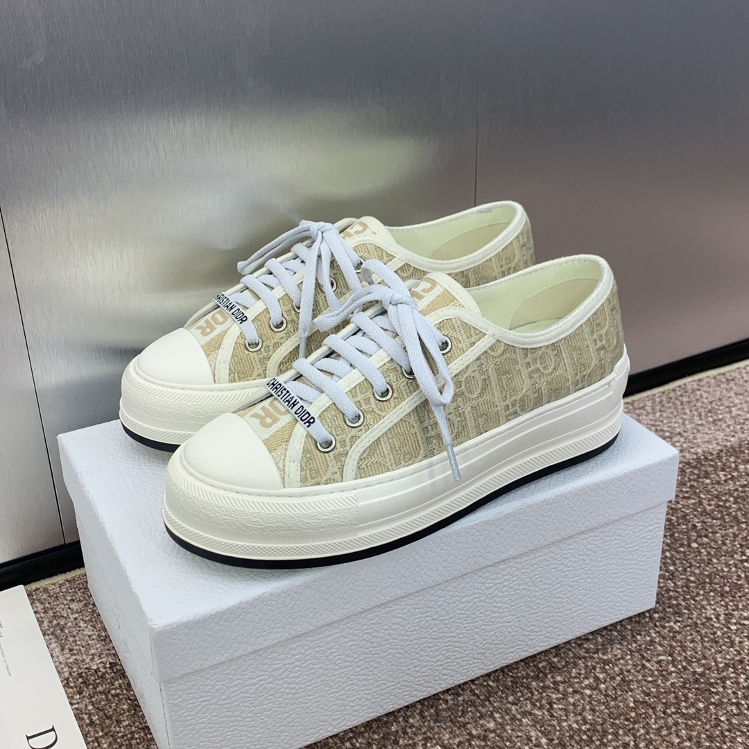 Dior Sneakers-132