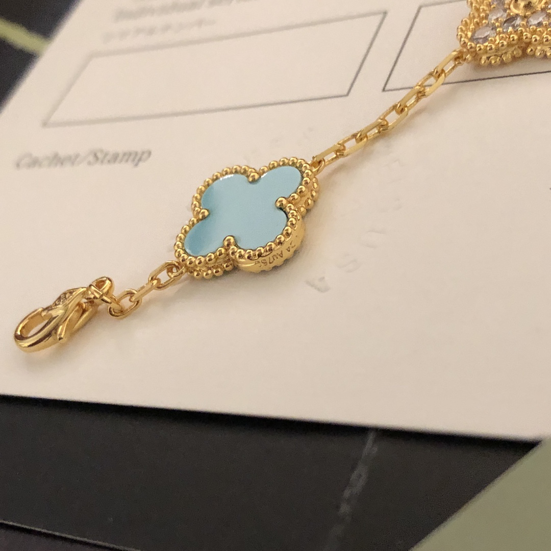 Van Cleef & Arpels Bracelet-53