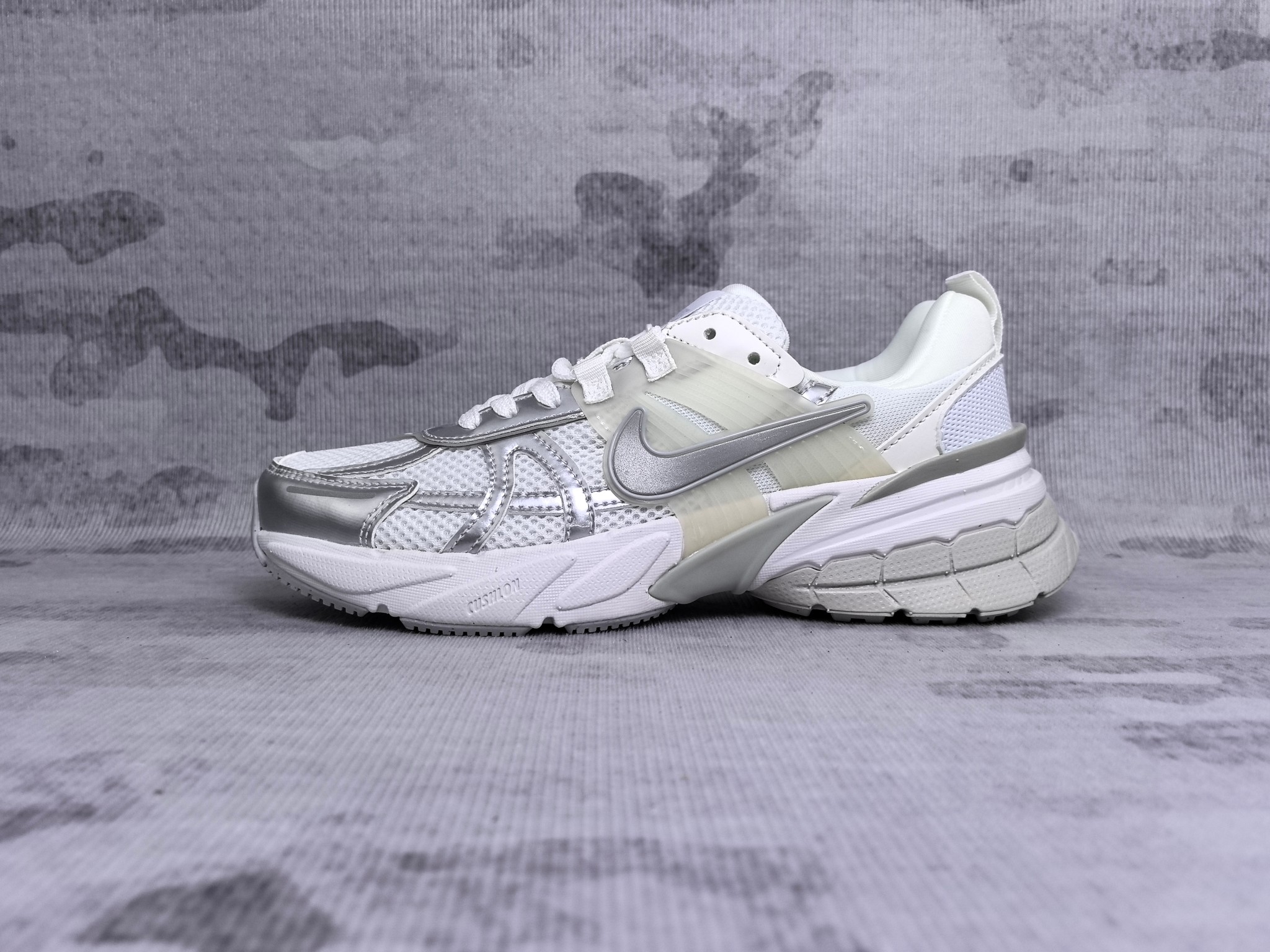 Nike Sneakers-215