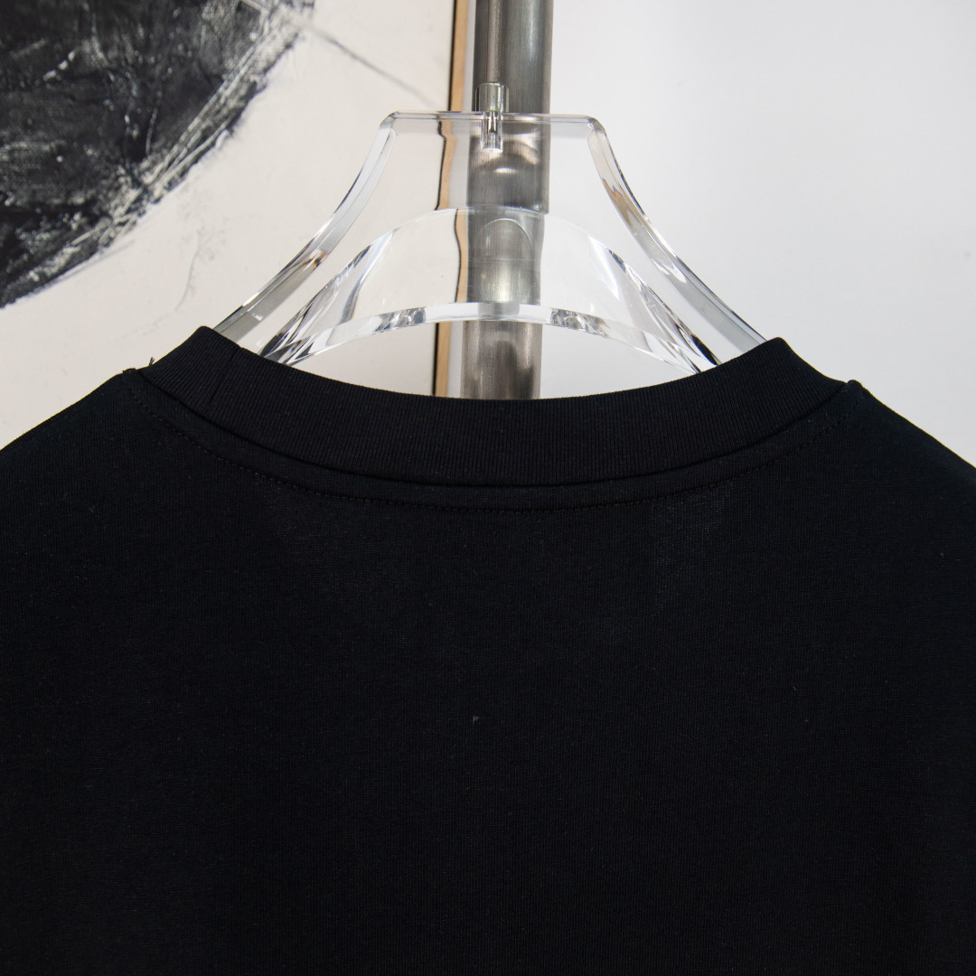 Gucci clothing-275