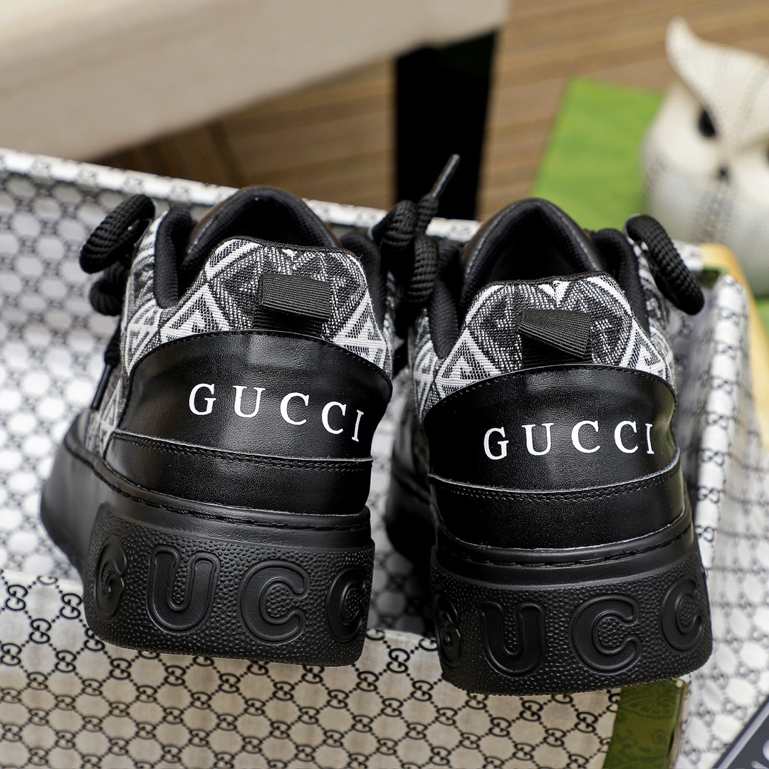 Gucci Sneakers-1