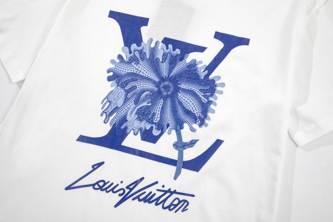 LV clothing-256