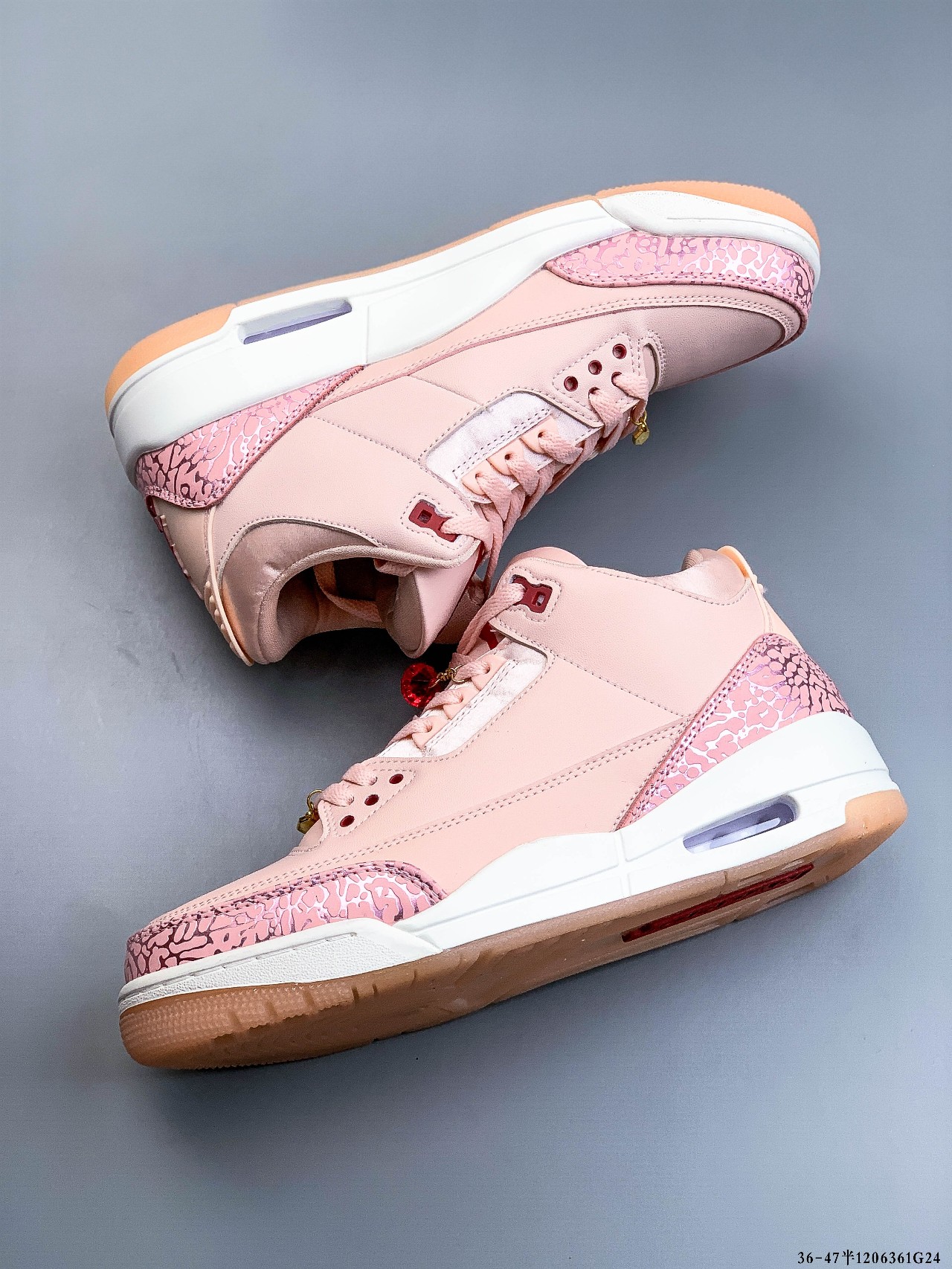 Nike Sneakers-303