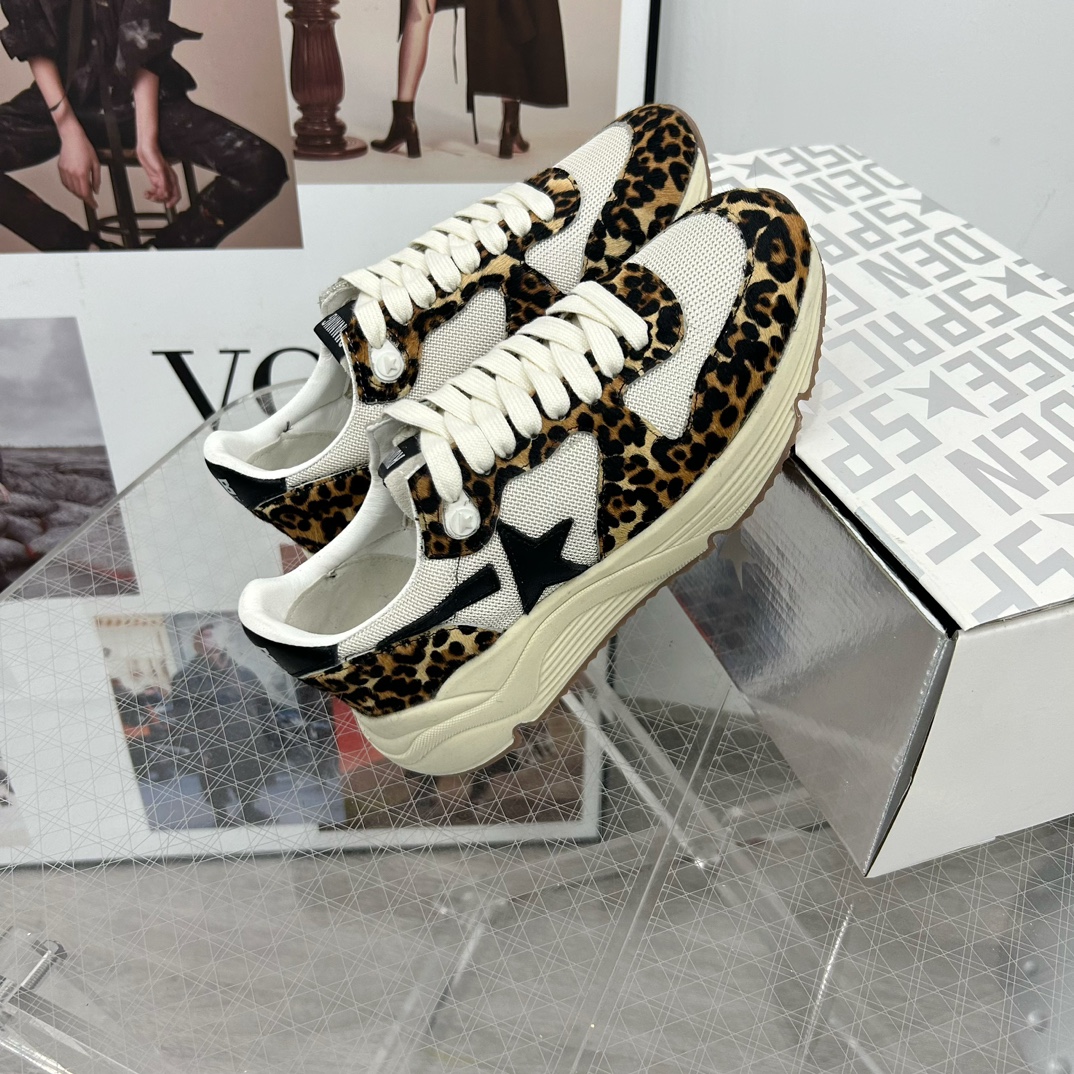 Golden Goose Sneakers-86