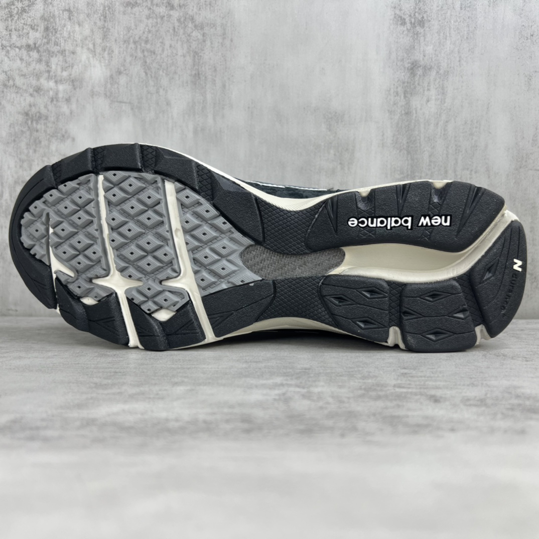 New Balance Sneakers-259