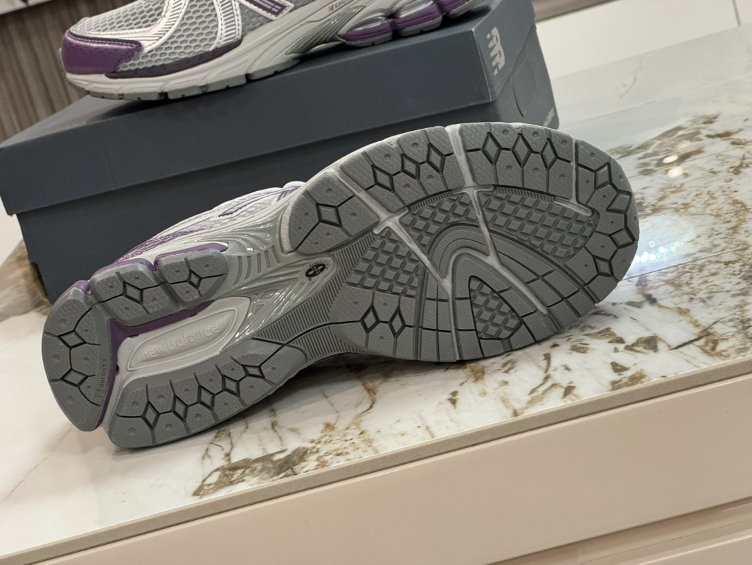 New Balance Sneakers-20