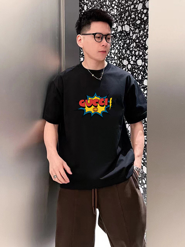 Gucci clothing-224