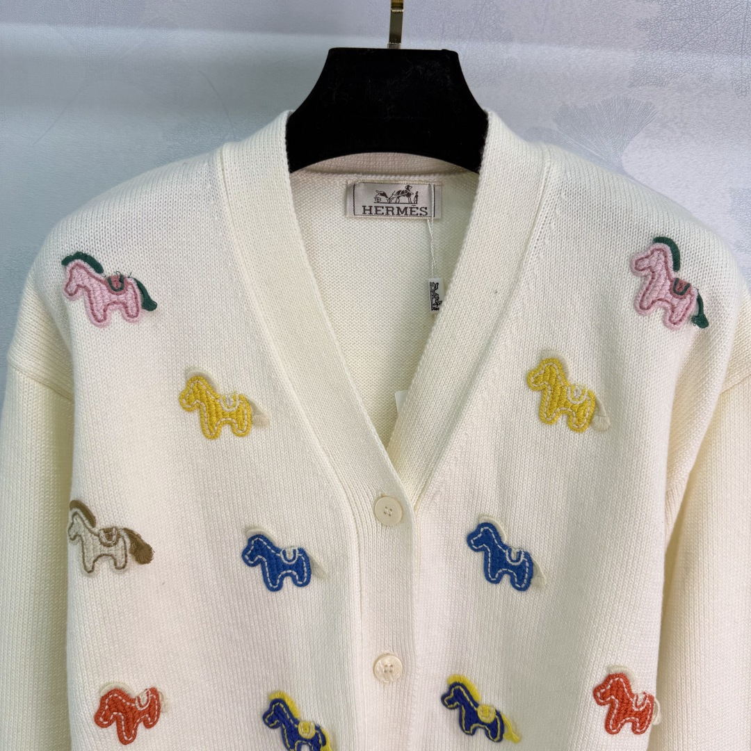 Hermes Clothing-222