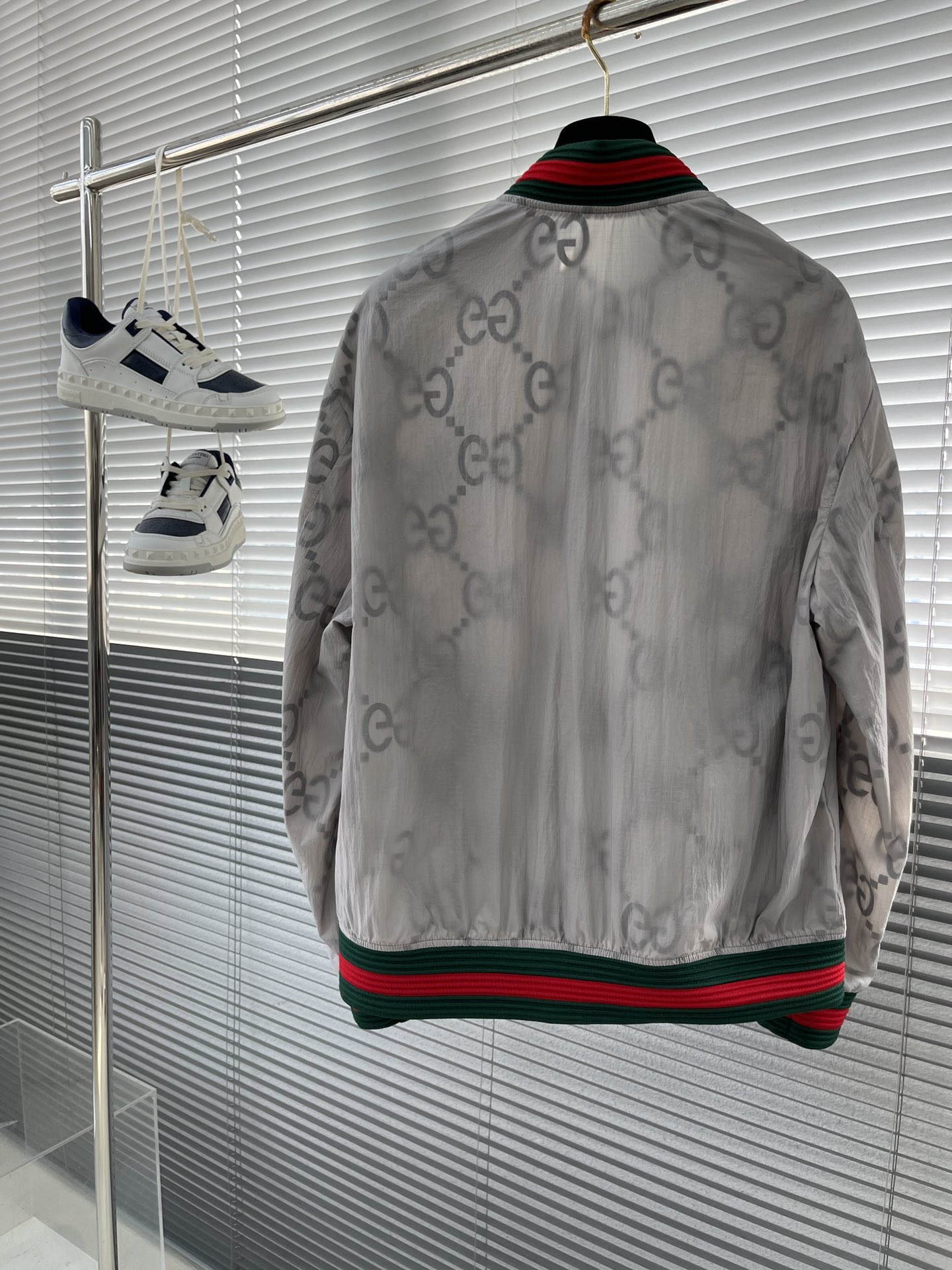 Gucci Clothing-185