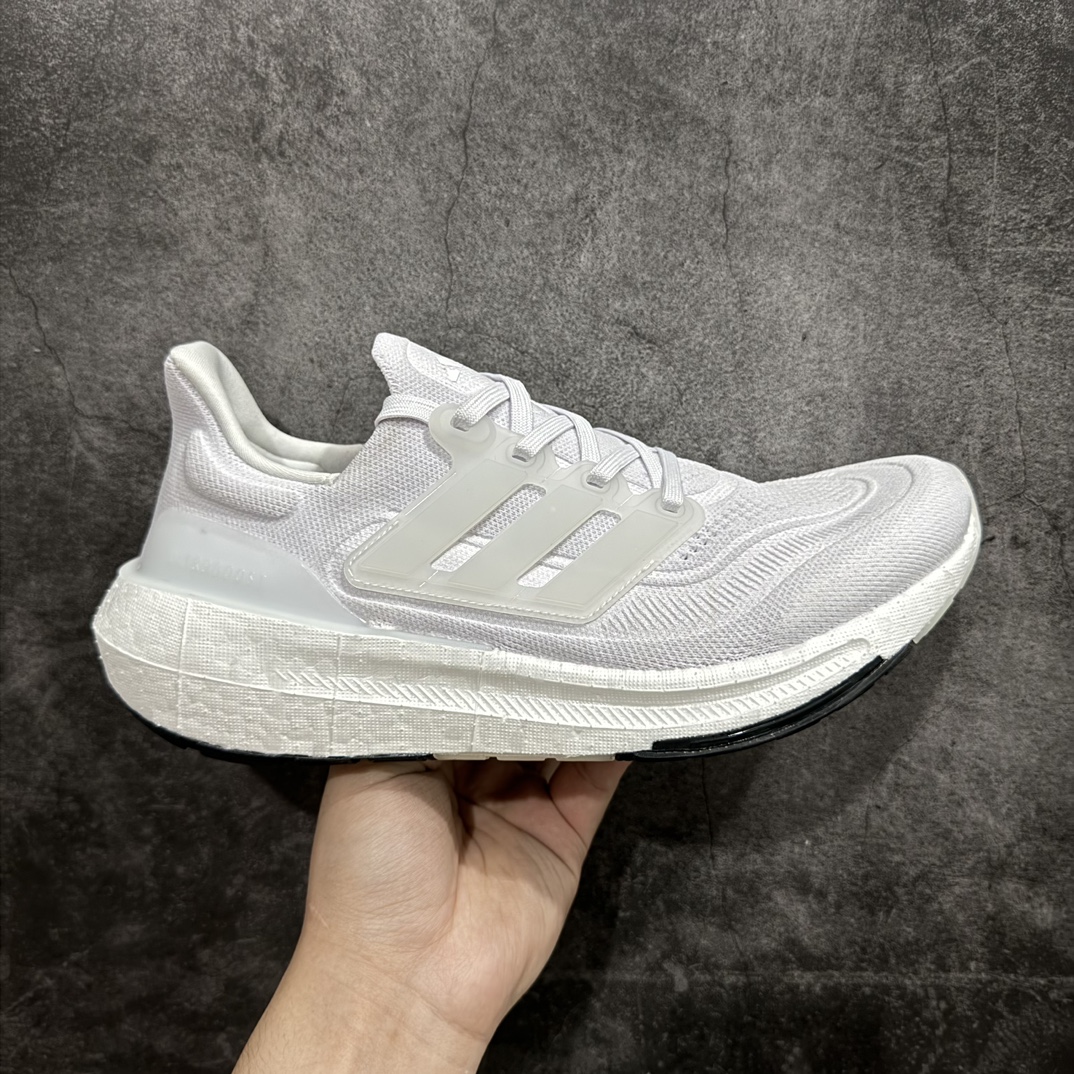 Adidas Sneakers-351