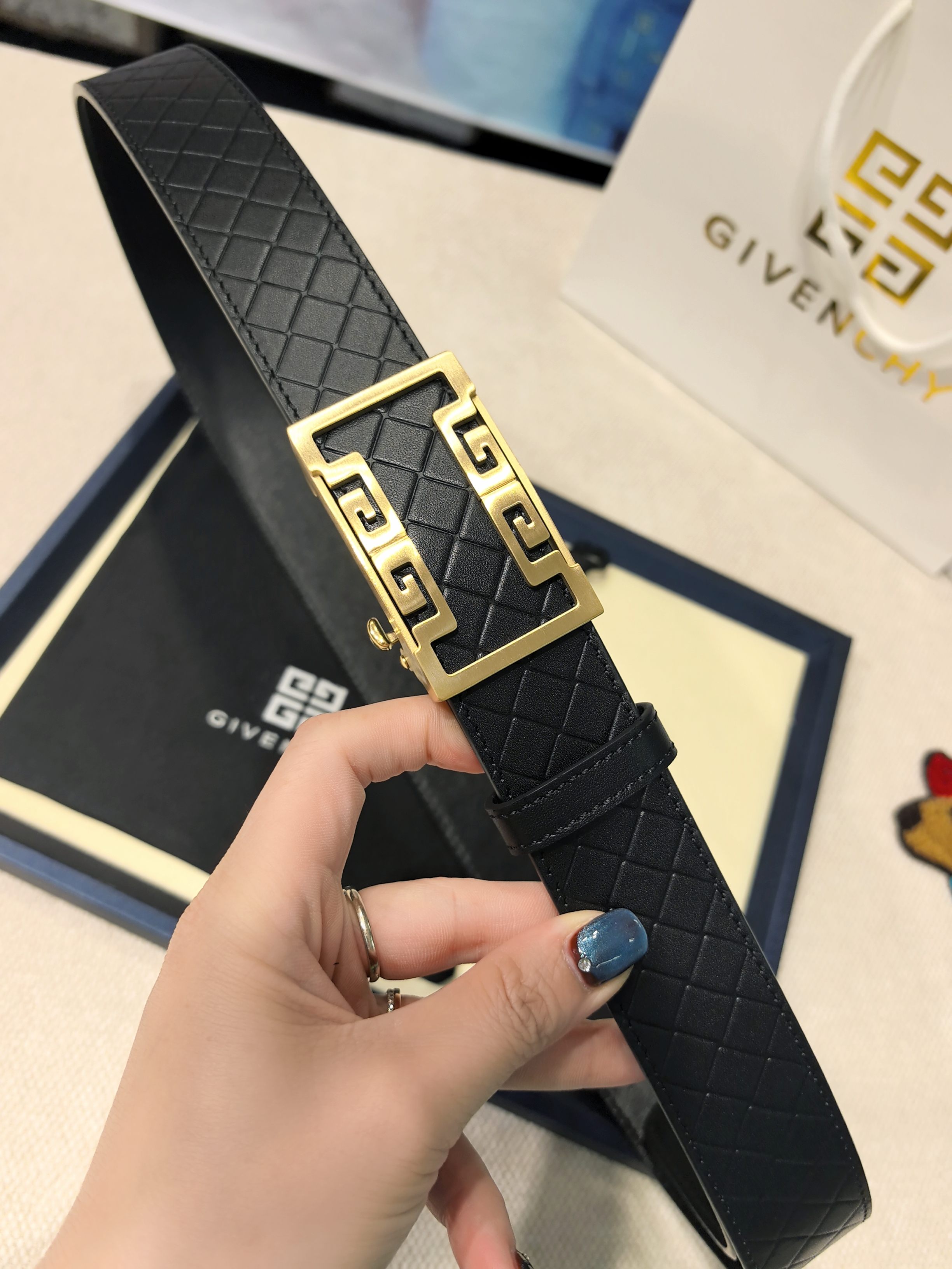 Givenchy belt-103