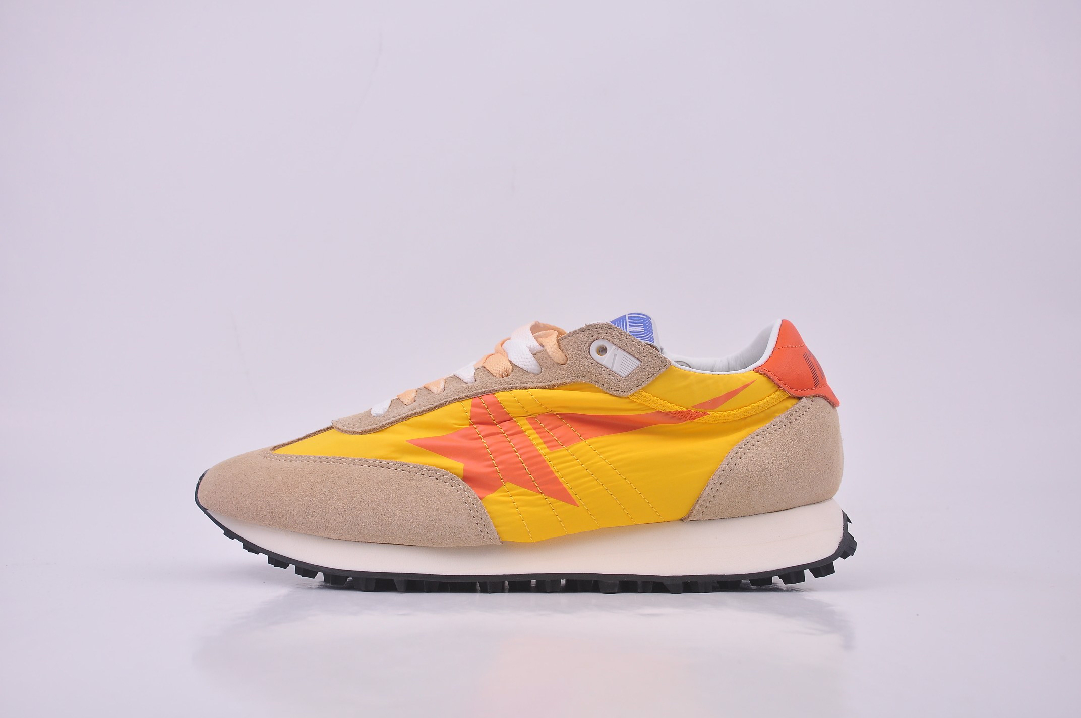 Golden Goose Sneakers-75