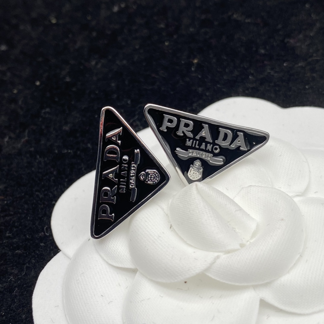 Prada necklace-28